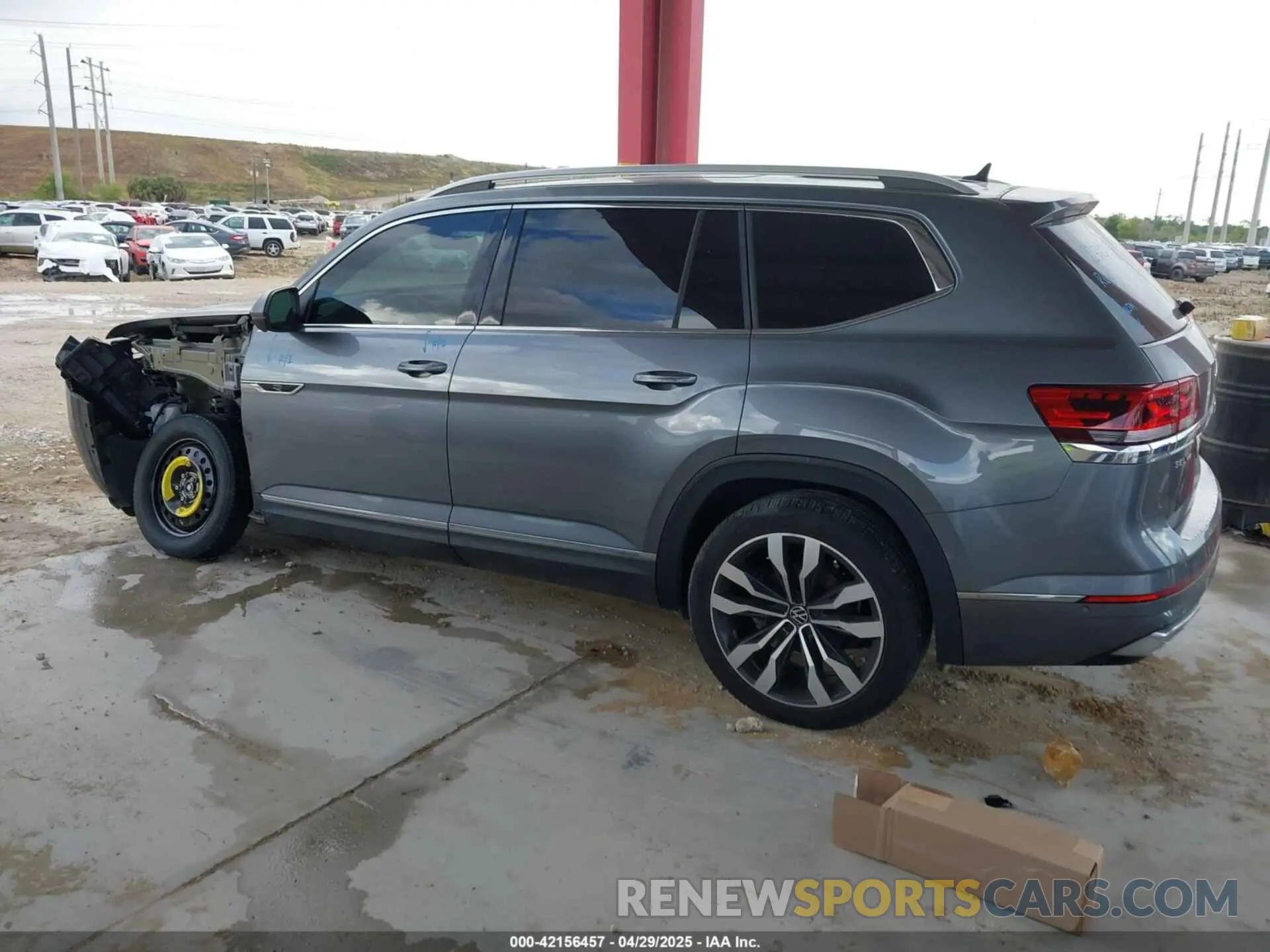 14 fotografías del automóvil dañado 1V2FR2CA0NC520056 VOLKSWAGEN ATLAS 2022