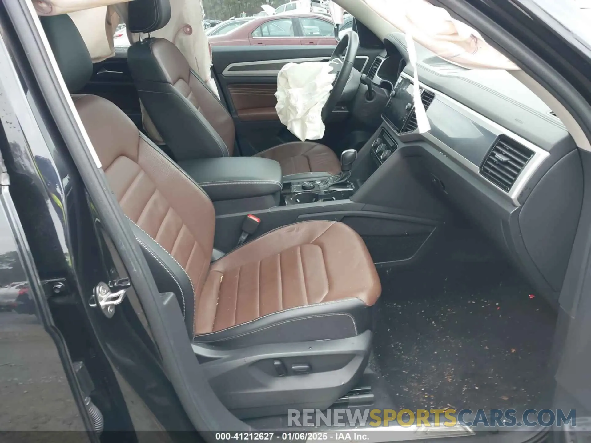 5 fotografías del automóvil dañado 1V2FR2CA0NC551128 VOLKSWAGEN ATLAS 2022