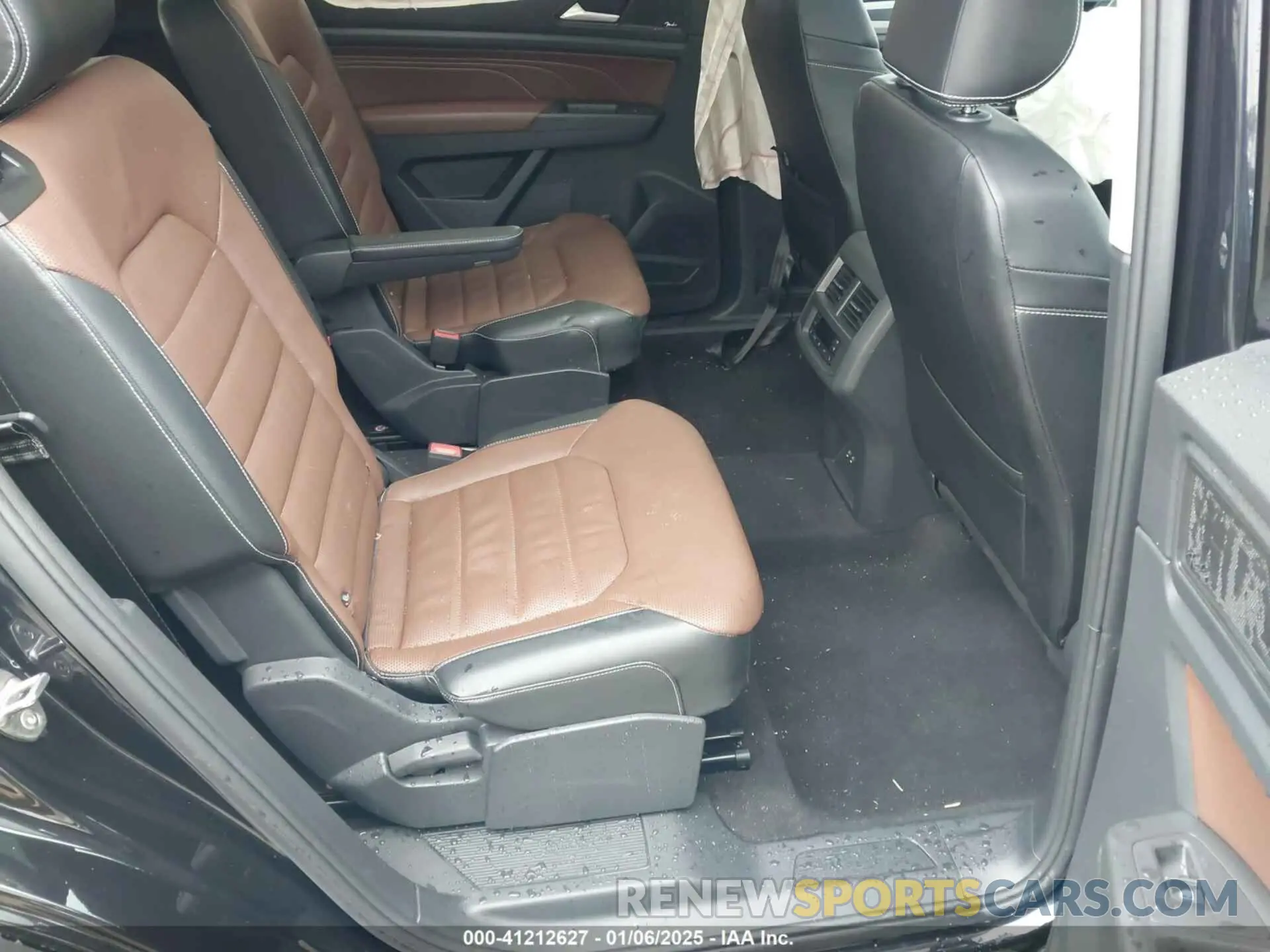 8 fotografías del automóvil dañado 1V2FR2CA0NC551128 VOLKSWAGEN ATLAS 2022