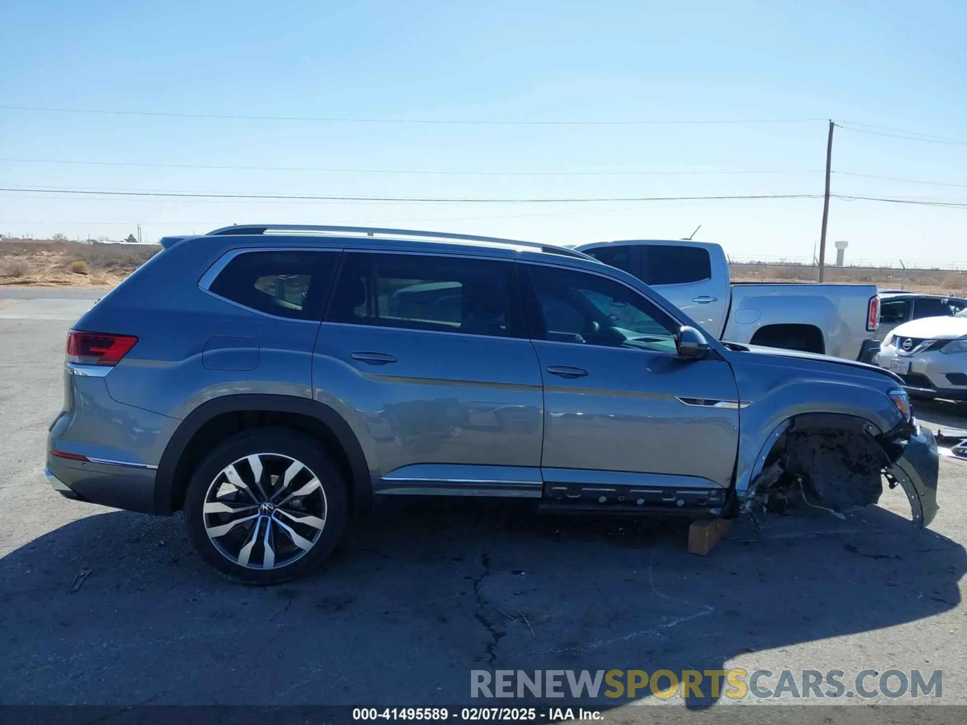14 fotografías del automóvil dañado 1V2FR2CA8NC511900 VOLKSWAGEN ATLAS 2022