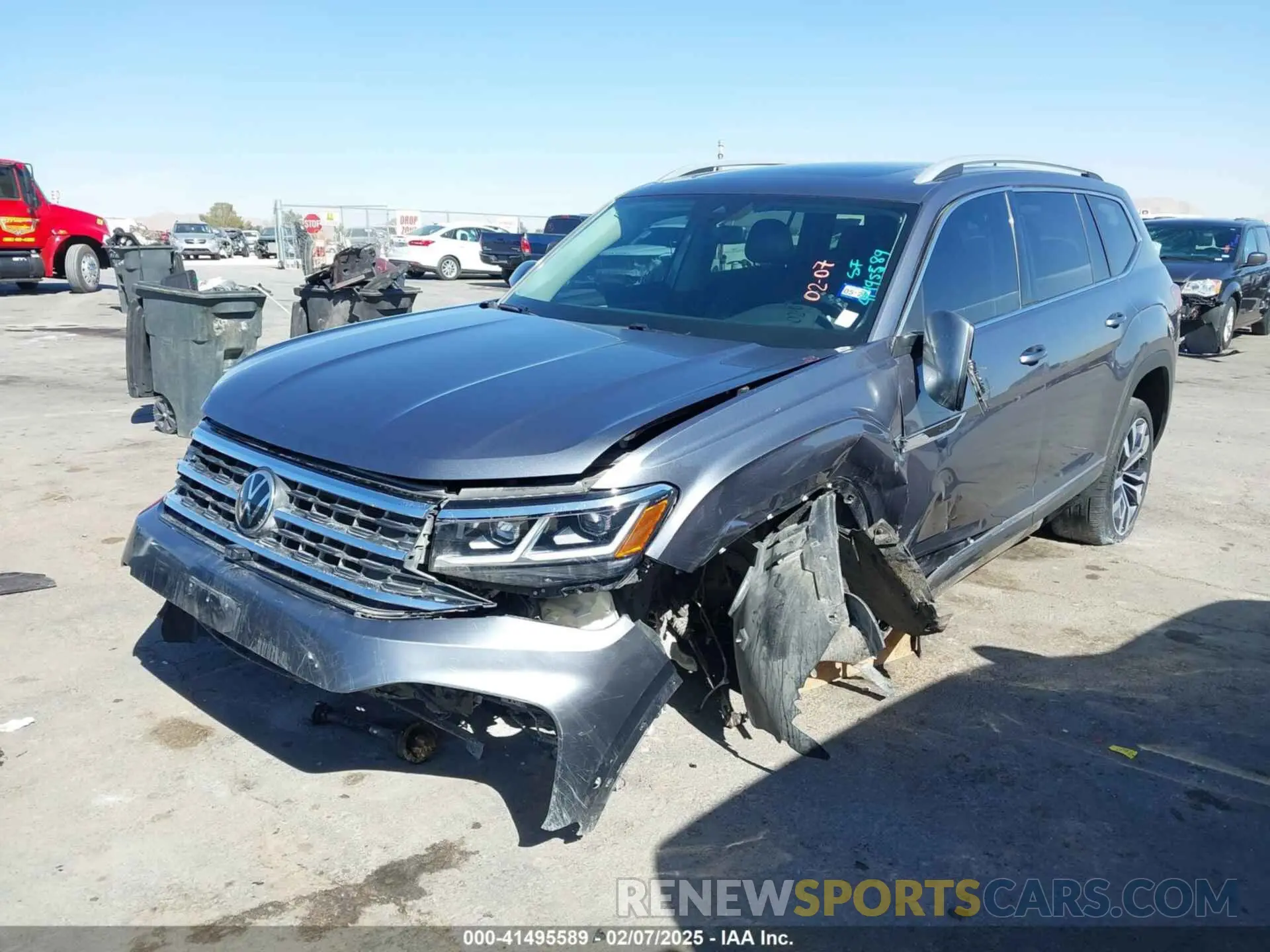 2 fotografías del automóvil dañado 1V2FR2CA8NC511900 VOLKSWAGEN ATLAS 2022