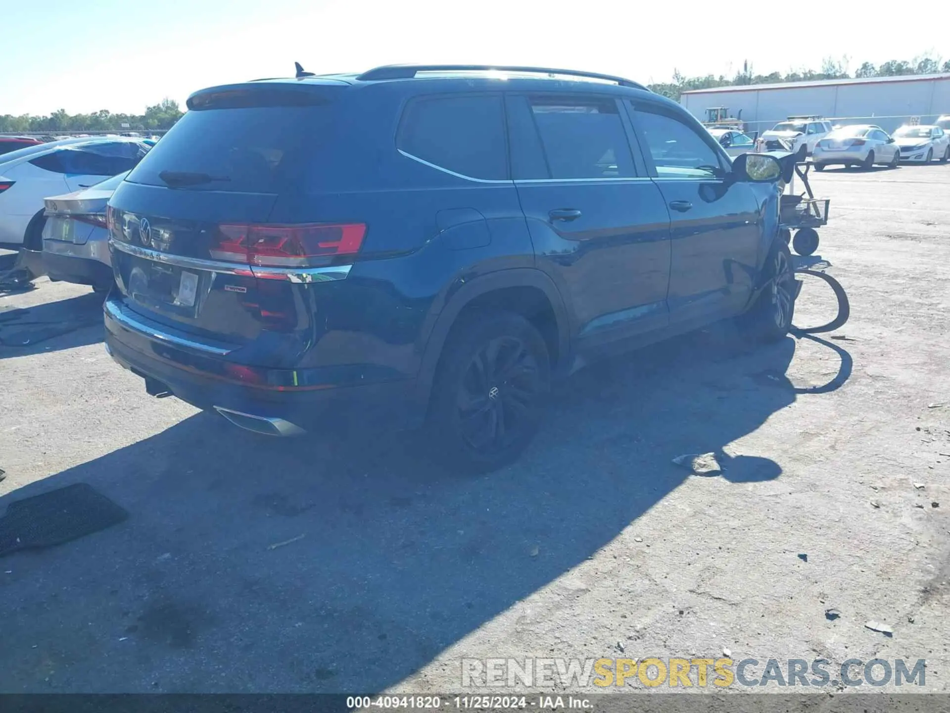4 fotografías del automóvil dañado 1V2HR2CA9NC554408 VOLKSWAGEN ATLAS 2022