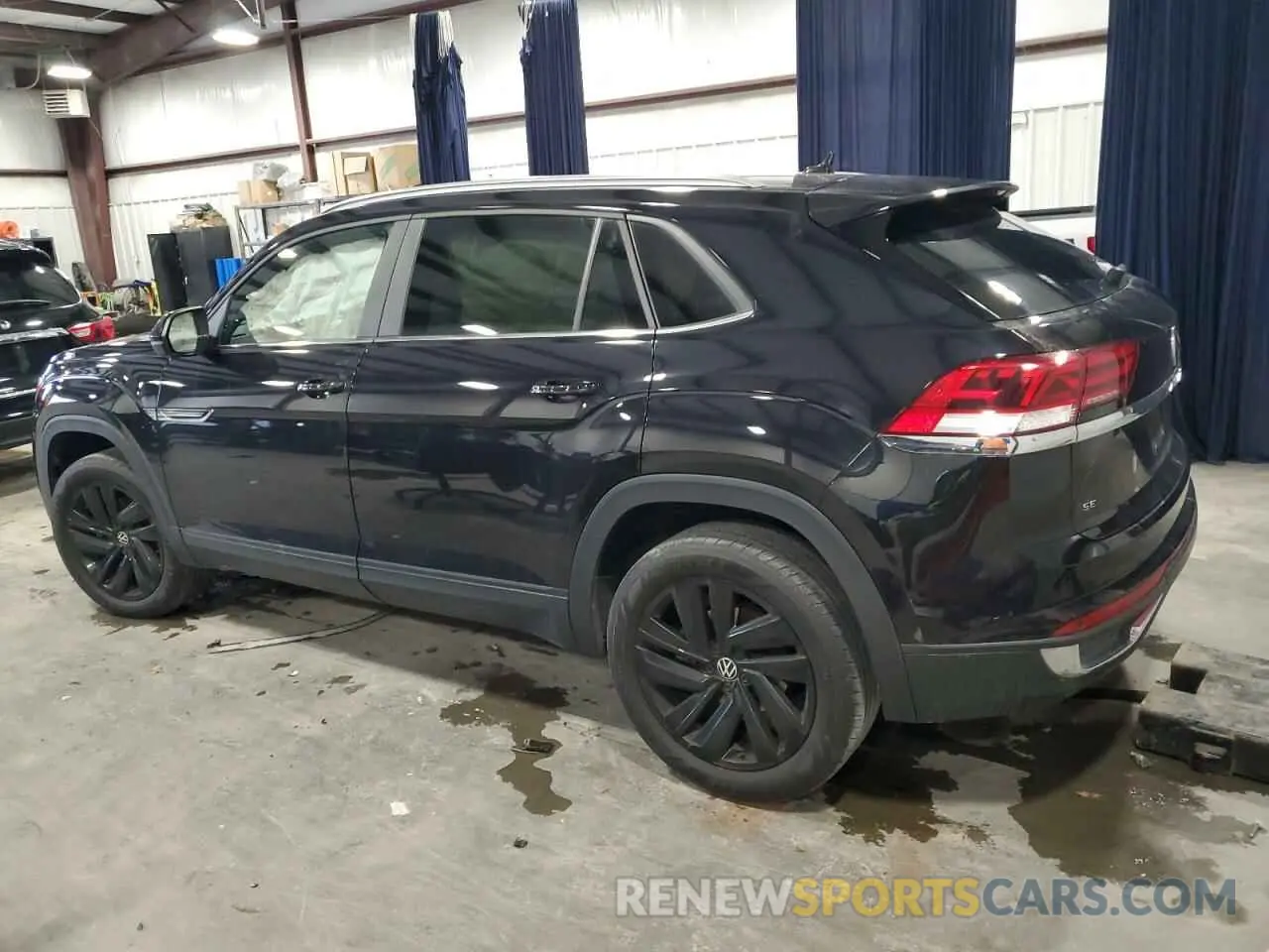 2 fotografías del automóvil dañado 1V2JC2CA8NC222592 VOLKSWAGEN ATLAS 2022