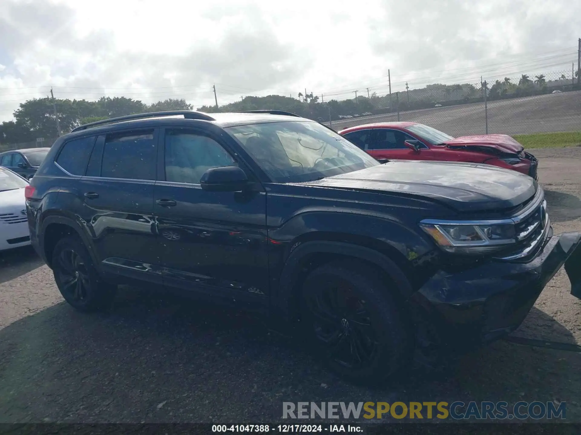 14 fotografías del automóvil dañado 1V2JP2CA0NC545183 VOLKSWAGEN ATLAS 2022