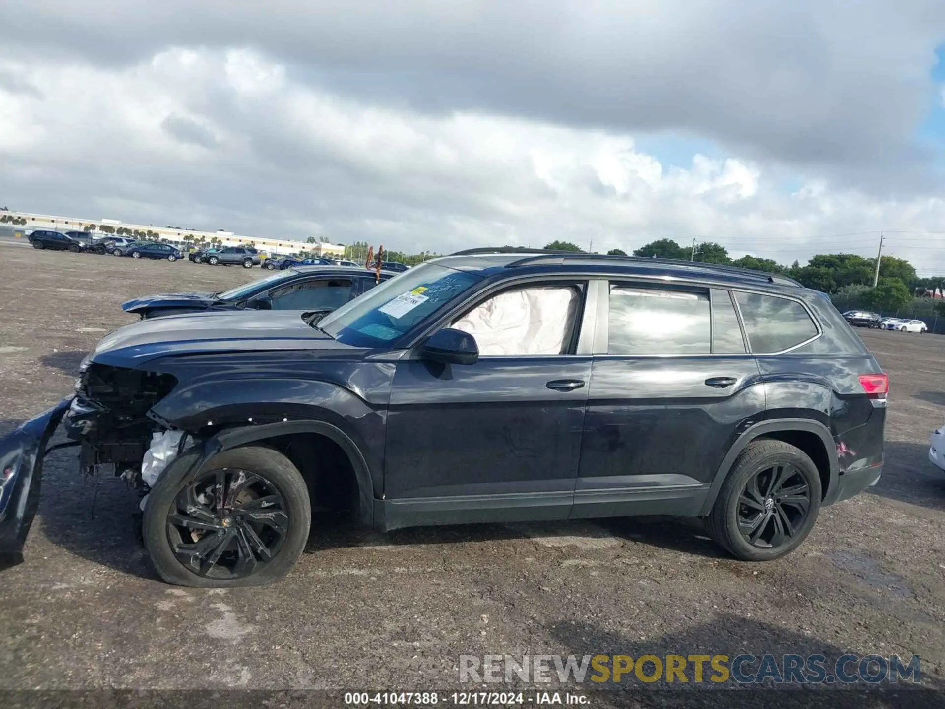 15 fotografías del automóvil dañado 1V2JP2CA0NC545183 VOLKSWAGEN ATLAS 2022