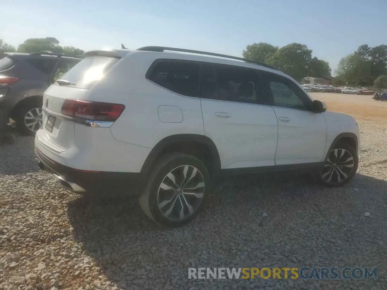 3 fotografías del automóvil dañado 1V2JR2CA1NC564058 VOLKSWAGEN ATLAS 2022