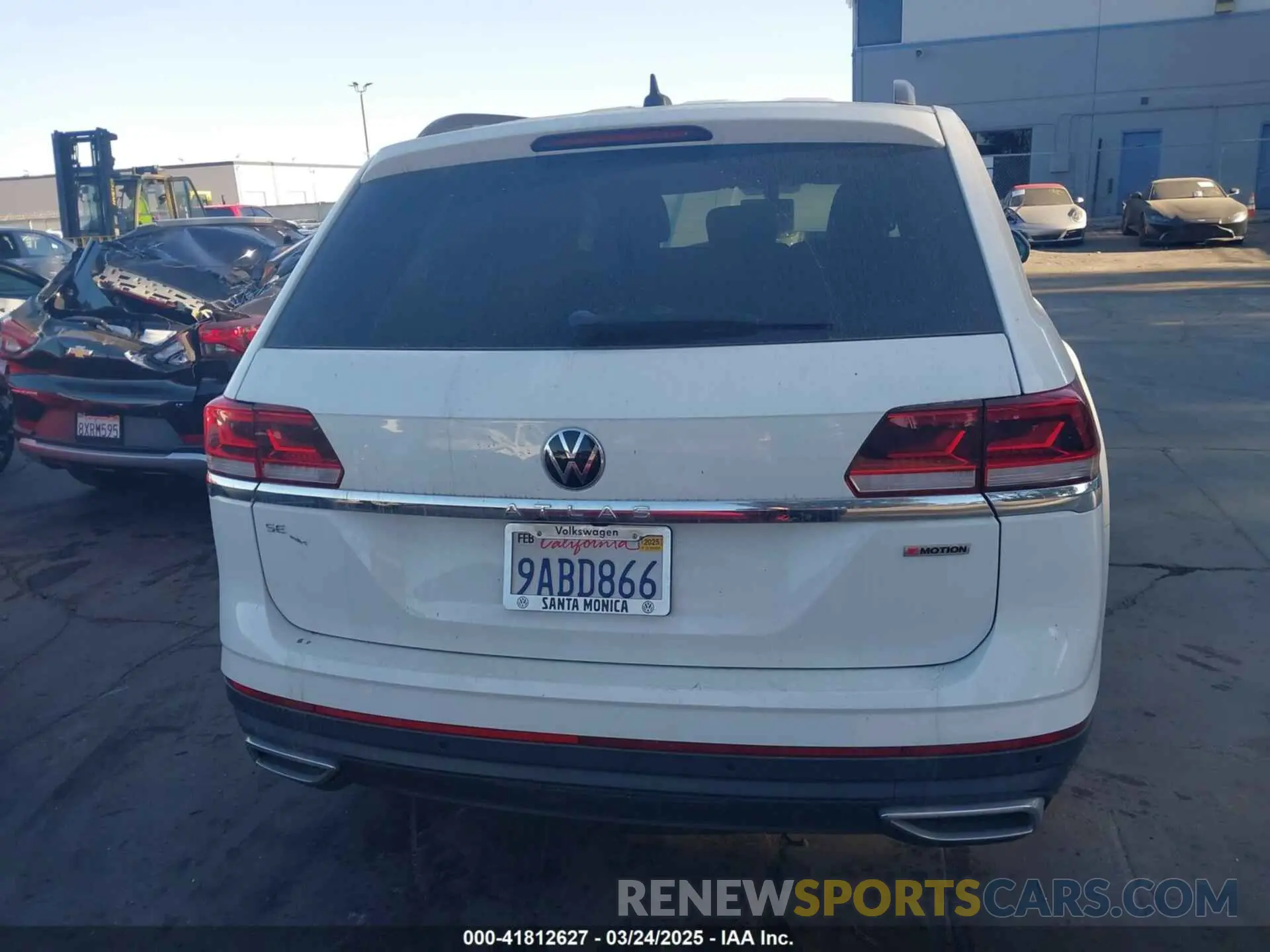 16 fotografías del automóvil dañado 1V2KP2CA6NC517277 VOLKSWAGEN ATLAS 2022