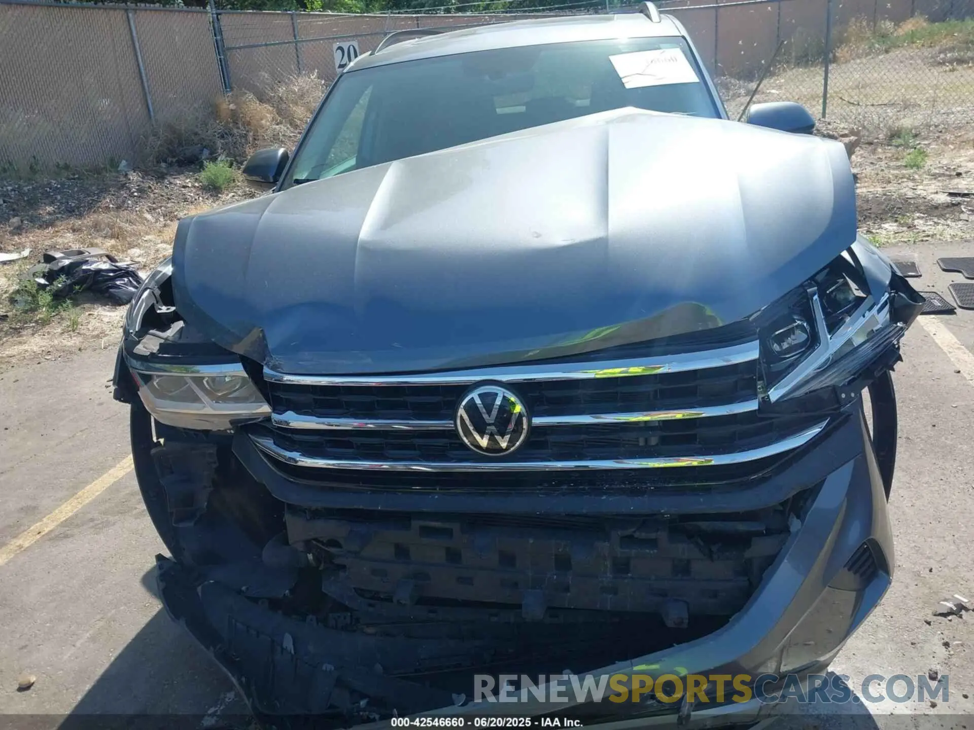 12 fotografías del automóvil dañado 1V2KP2CA6NC524326 VOLKSWAGEN ATLAS 2022