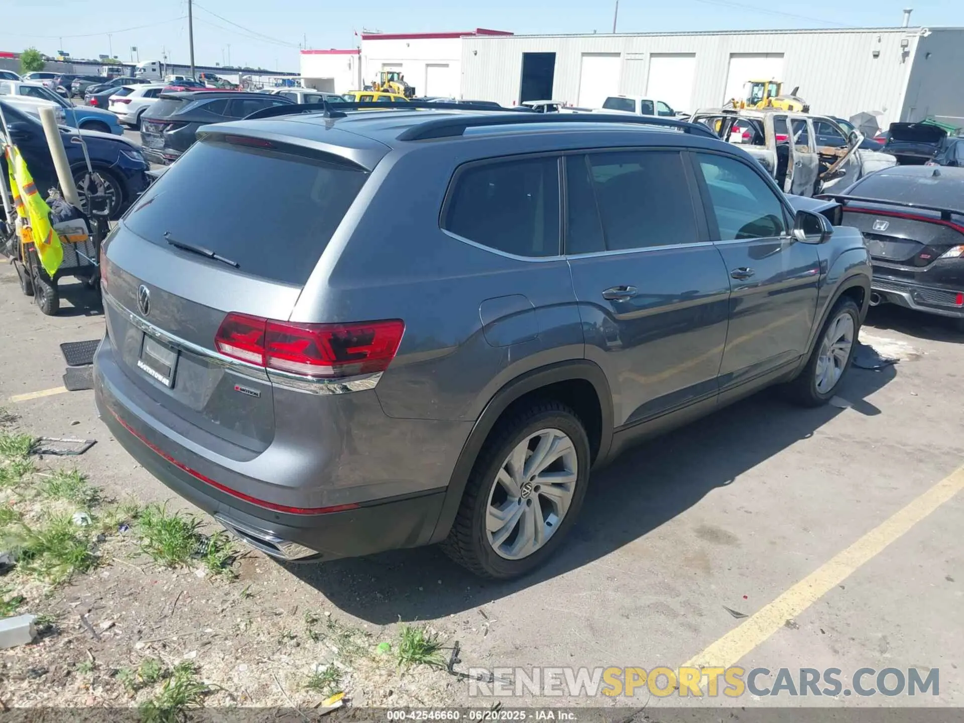 4 fotografías del automóvil dañado 1V2KP2CA6NC524326 VOLKSWAGEN ATLAS 2022