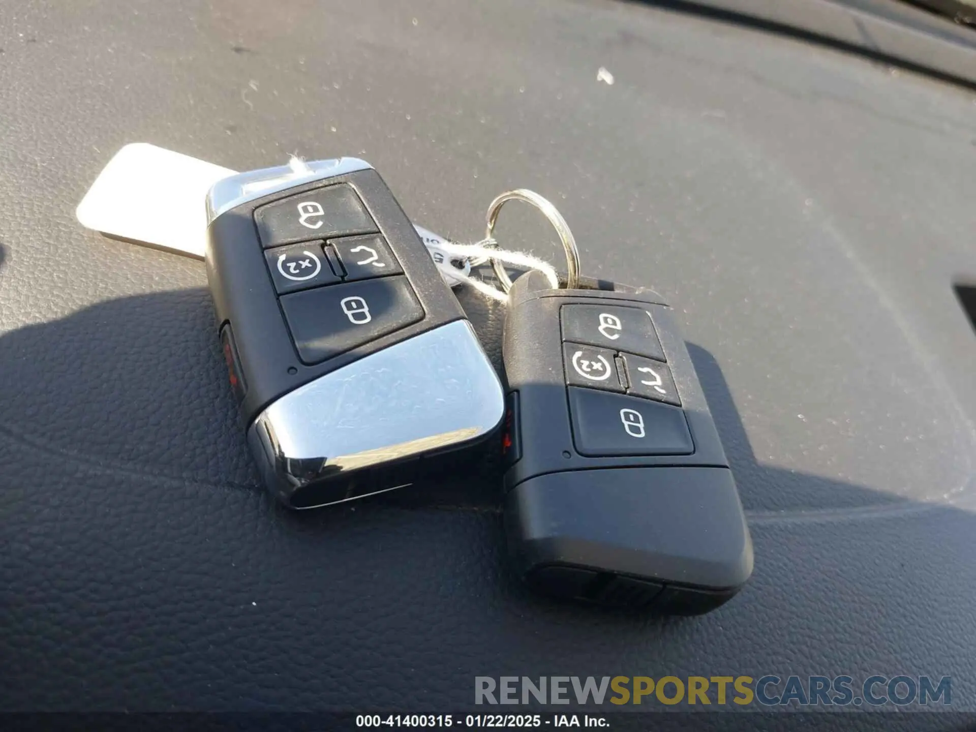 11 fotografías del automóvil dañado 1V2KR2CA1NC561102 VOLKSWAGEN ATLAS 2022