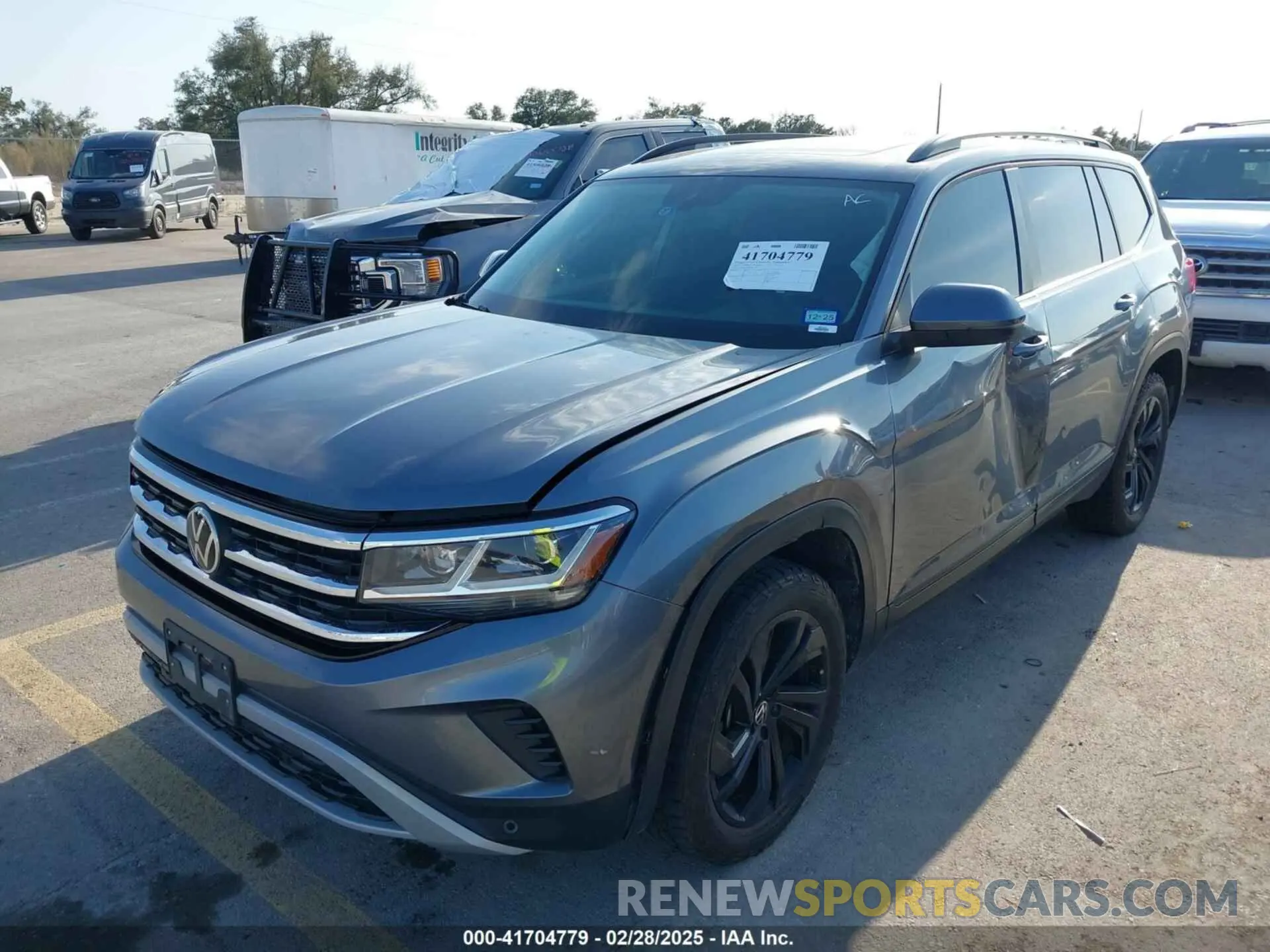 2 fotografías del automóvil dañado 1V2KR2CA5NC507639 VOLKSWAGEN ATLAS 2022