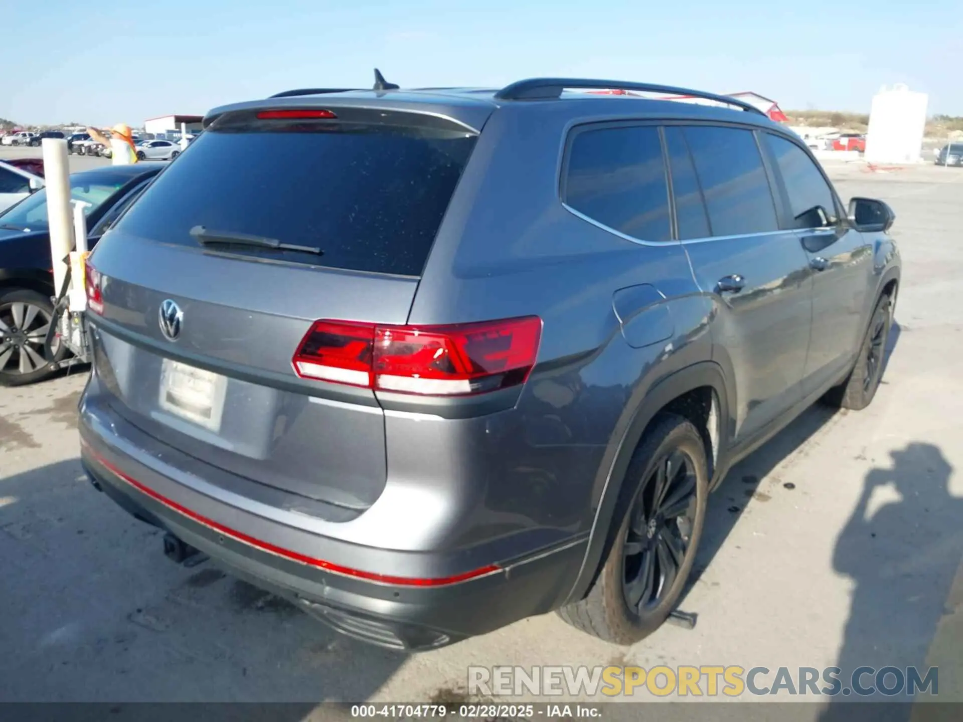 4 fotografías del automóvil dañado 1V2KR2CA5NC507639 VOLKSWAGEN ATLAS 2022