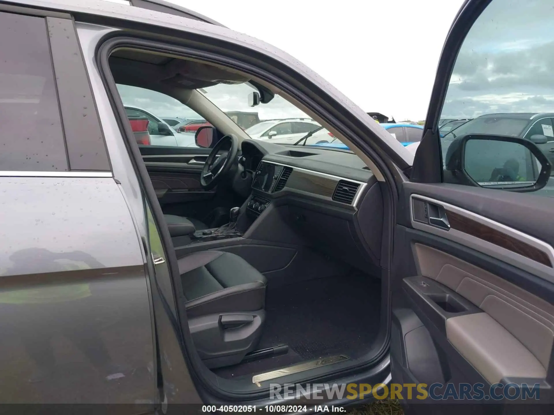 5 fotografías del automóvil dañado 1V2KR2CA5NC512646 VOLKSWAGEN ATLAS 2022