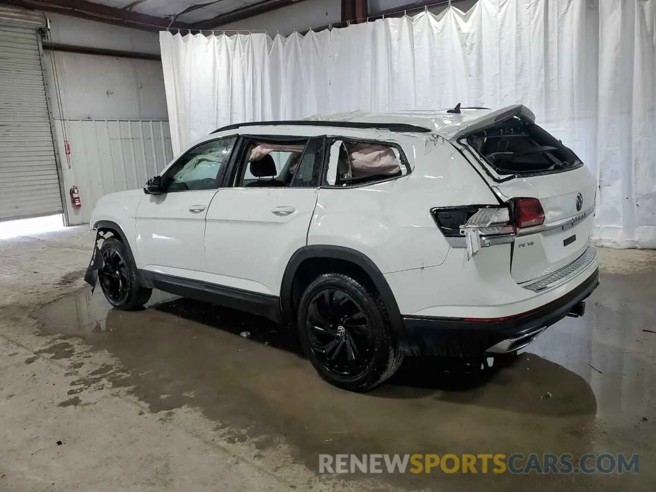 2 fotografías del automóvil dañado 1V2KR2CA6NC565436 VOLKSWAGEN ATLAS 2022
