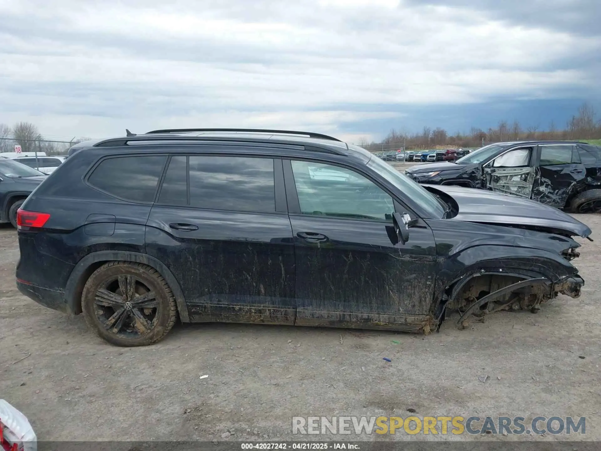 13 fotografías del automóvil dañado 1V2SR2CA6NC563587 VOLKSWAGEN ATLAS 2022