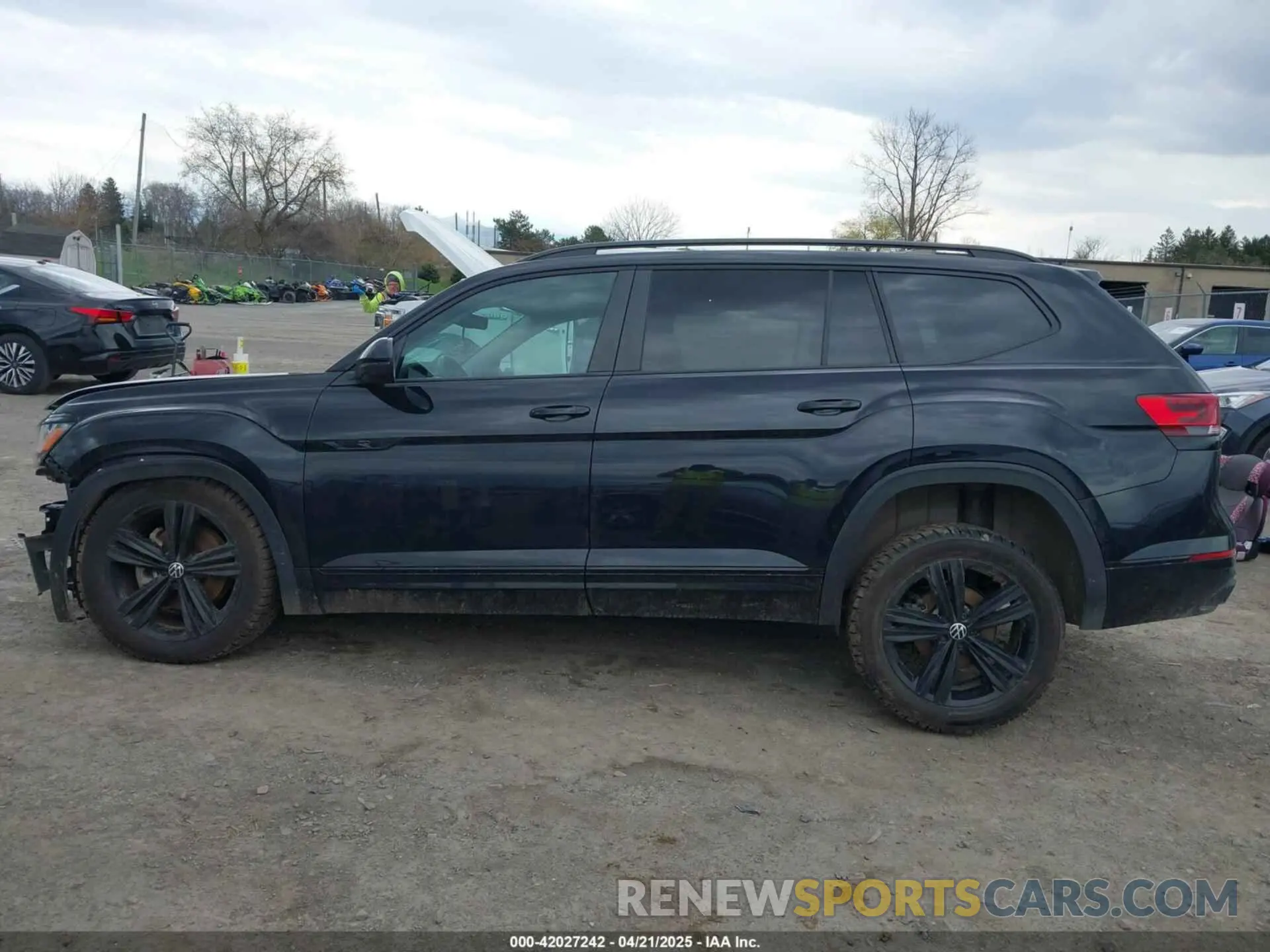 14 fotografías del automóvil dañado 1V2SR2CA6NC563587 VOLKSWAGEN ATLAS 2022