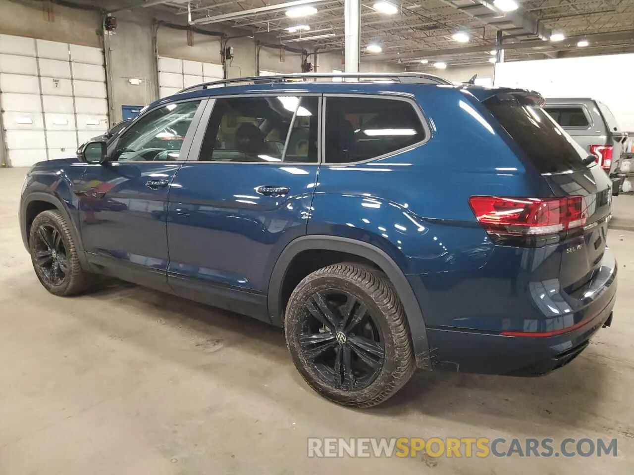 2 fotografías del automóvil dañado 1V2SR2CA9NC559159 VOLKSWAGEN ATLAS 2022