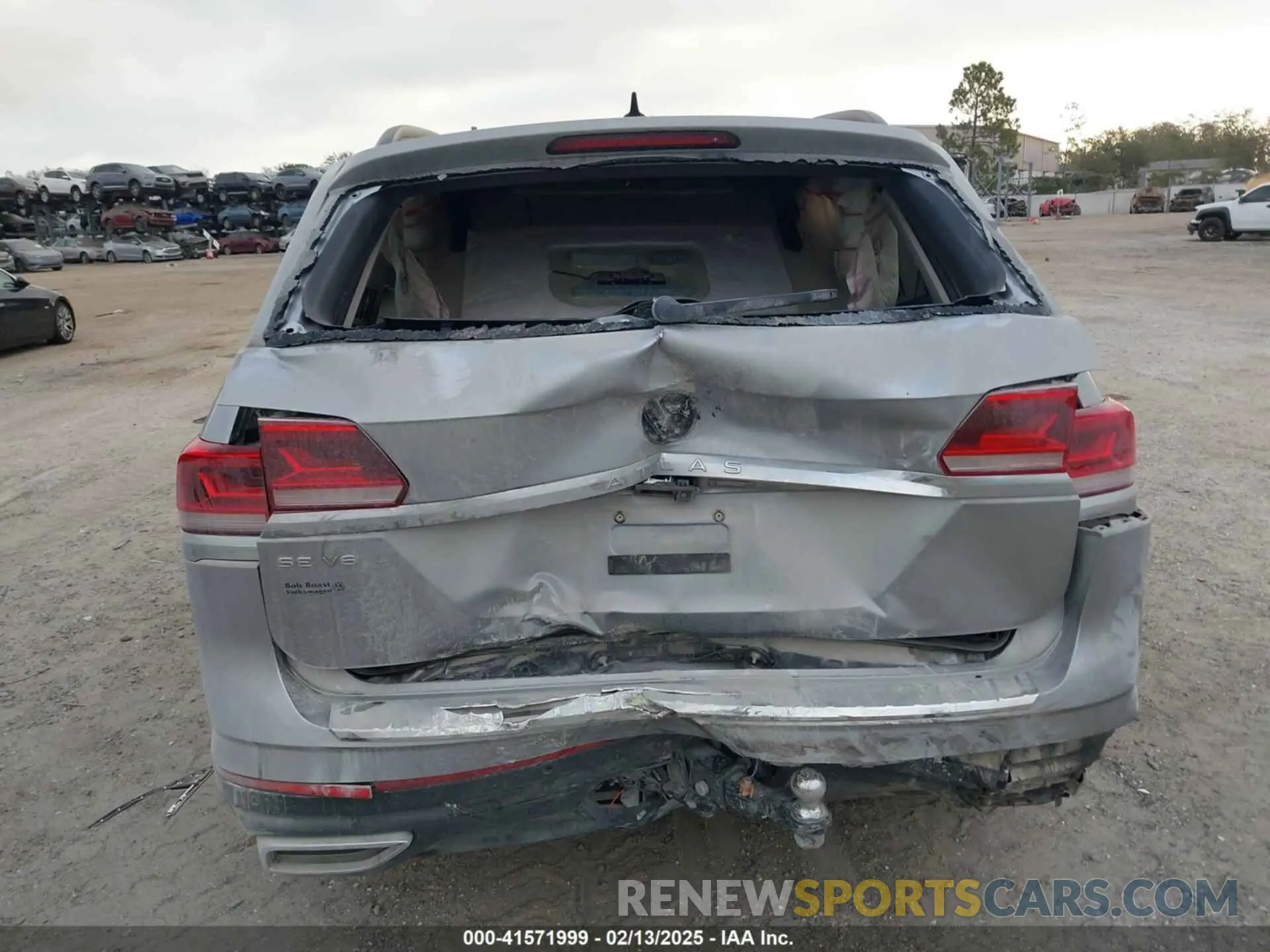 15 fotografías del automóvil dañado 1V2WR2CA3NC542472 VOLKSWAGEN ATLAS 2022