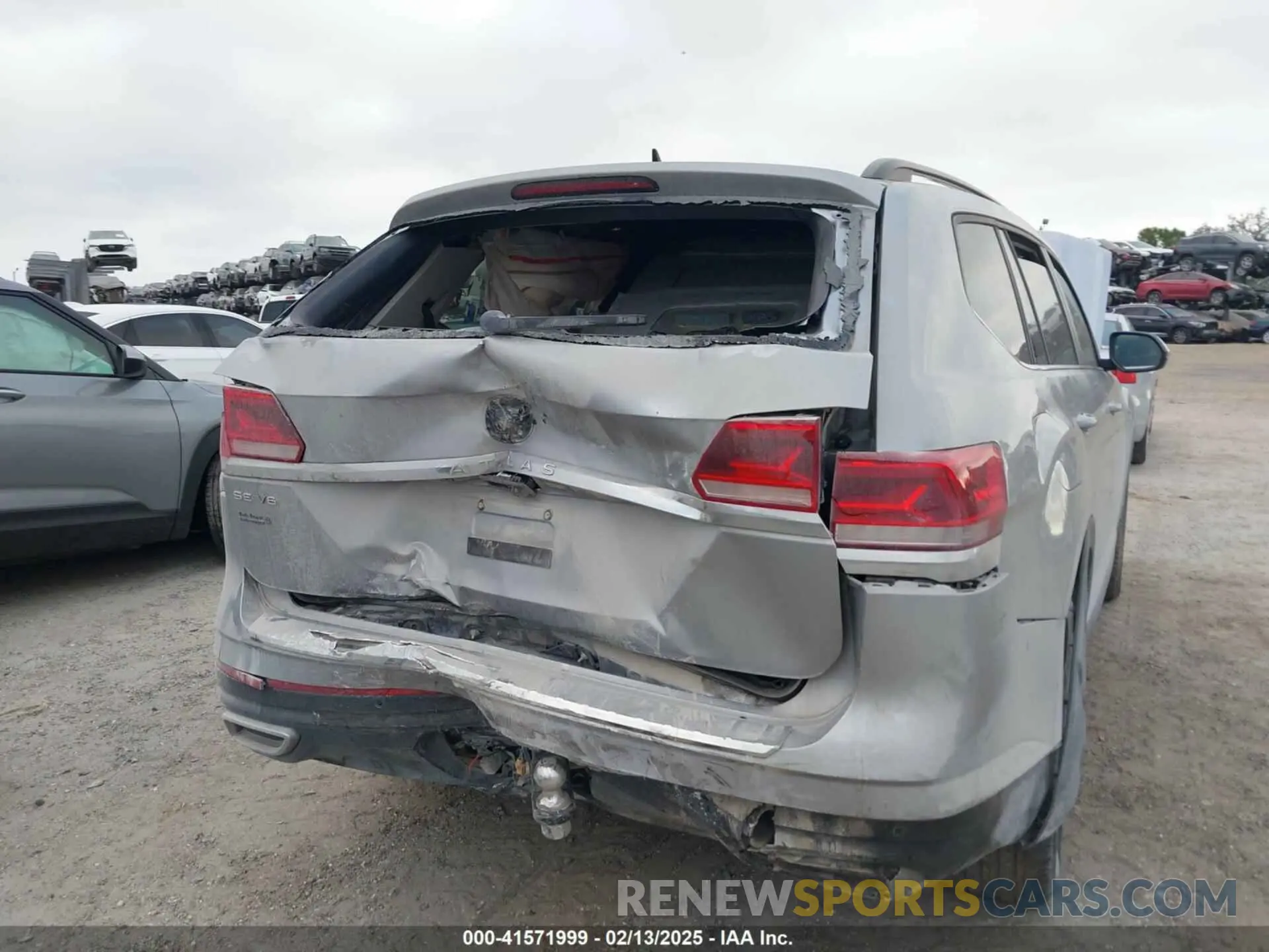 6 fotografías del automóvil dañado 1V2WR2CA3NC542472 VOLKSWAGEN ATLAS 2022
