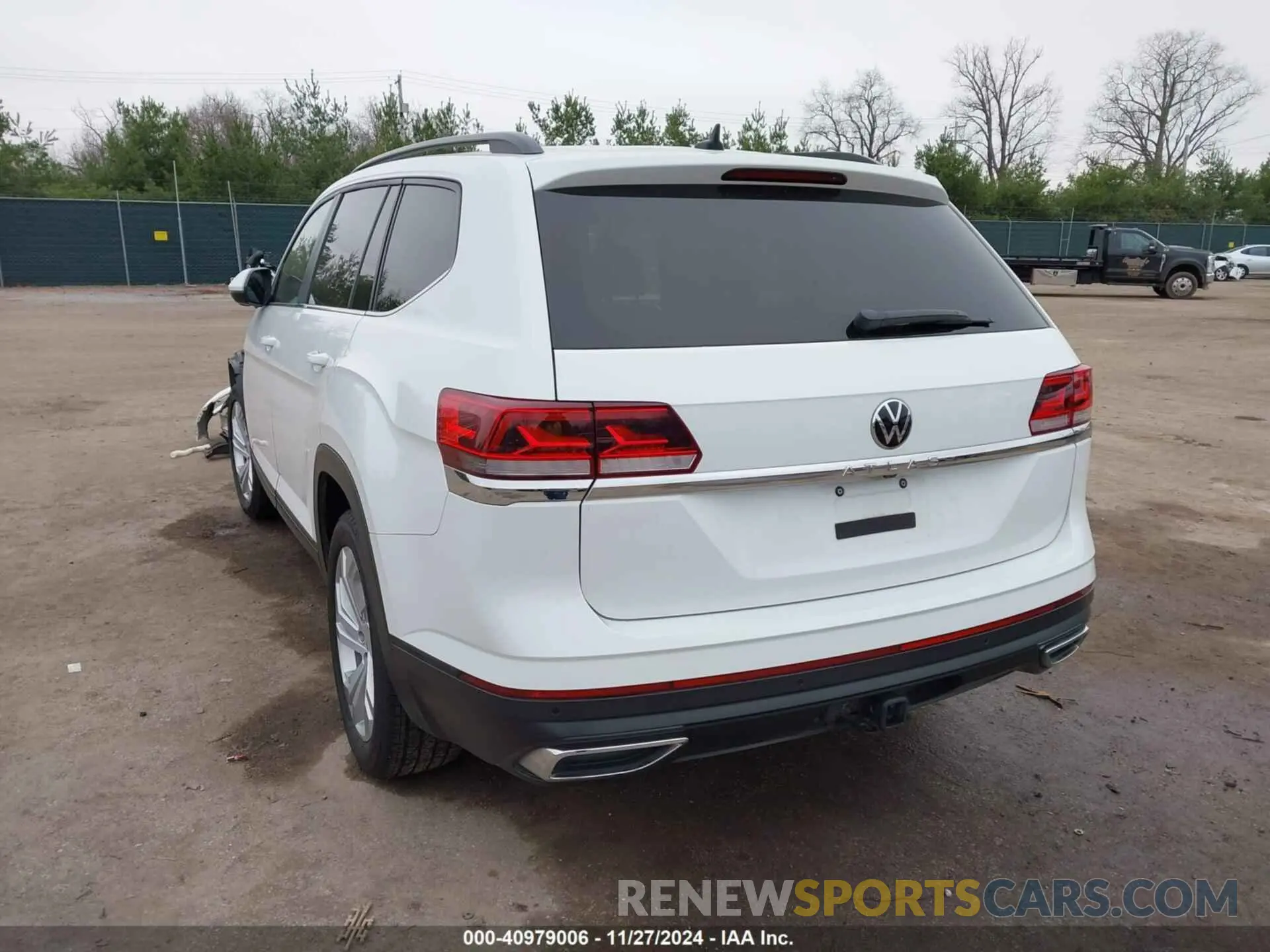 3 fotografías del automóvil dañado 1V2WR2CA9NC527619 VOLKSWAGEN ATLAS 2022