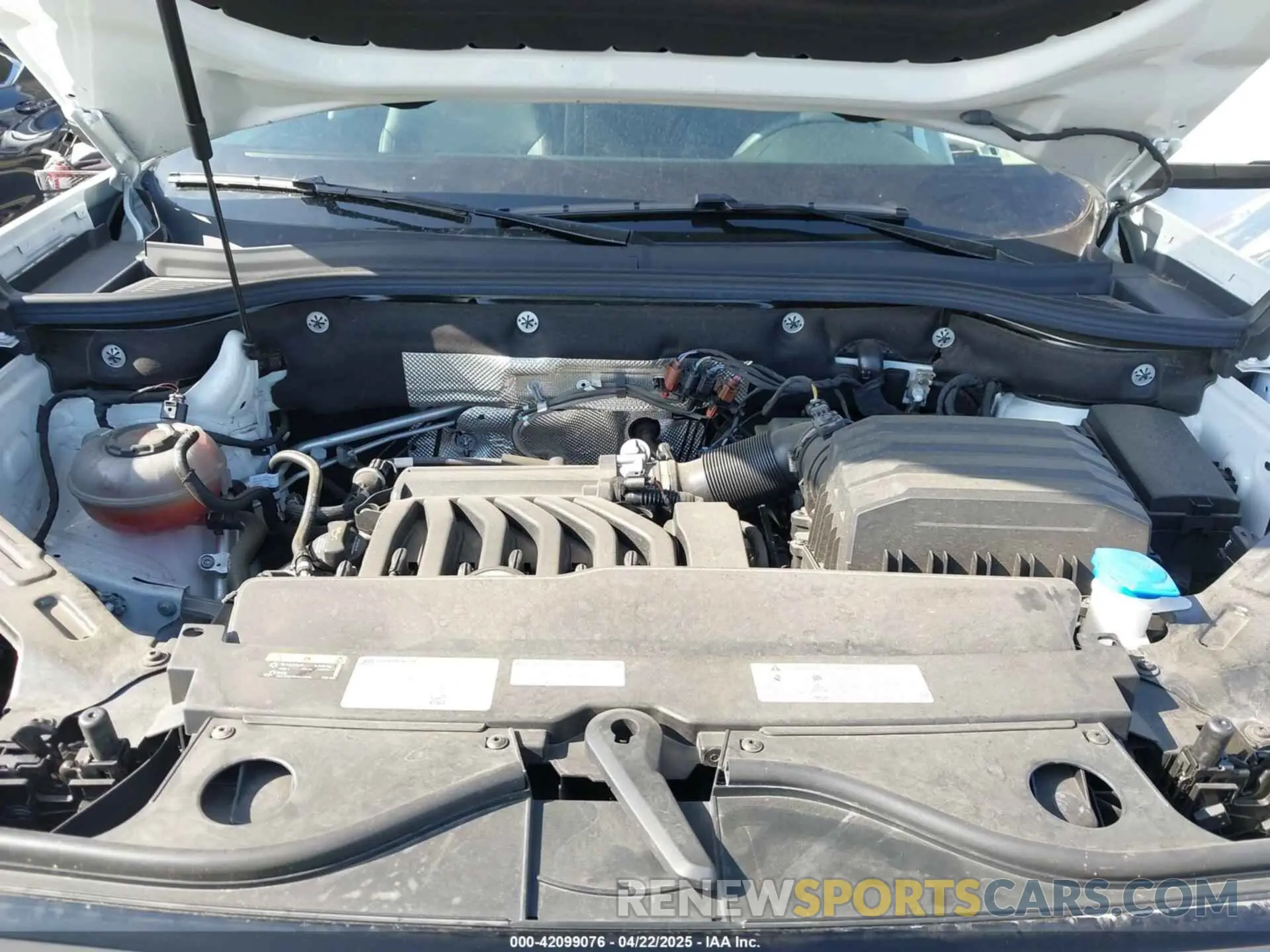 10 fotografías del automóvil dañado 1V2BR2CA7PC527099 VOLKSWAGEN ATLAS 2023