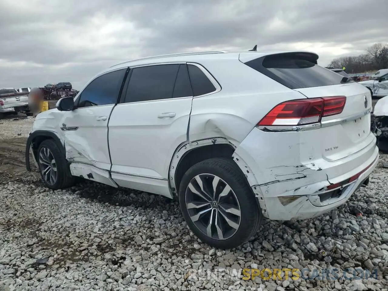 2 fotografías del automóvil dañado 1V2FE2CAXPC200869 VOLKSWAGEN ATLAS 2023