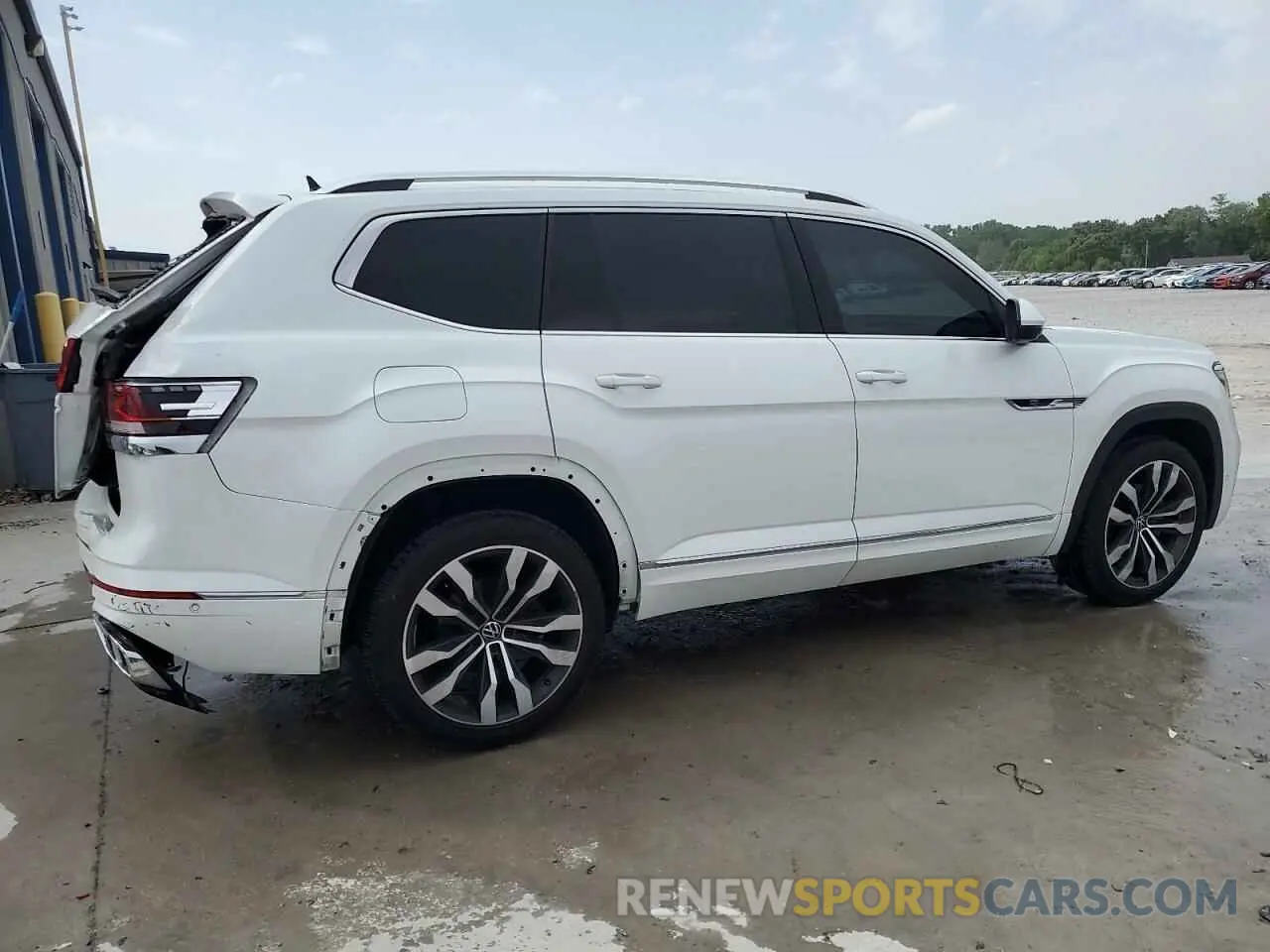 3 fotografías del automóvil dañado 1V2FR2CA0PC502644 VOLKSWAGEN ATLAS 2023