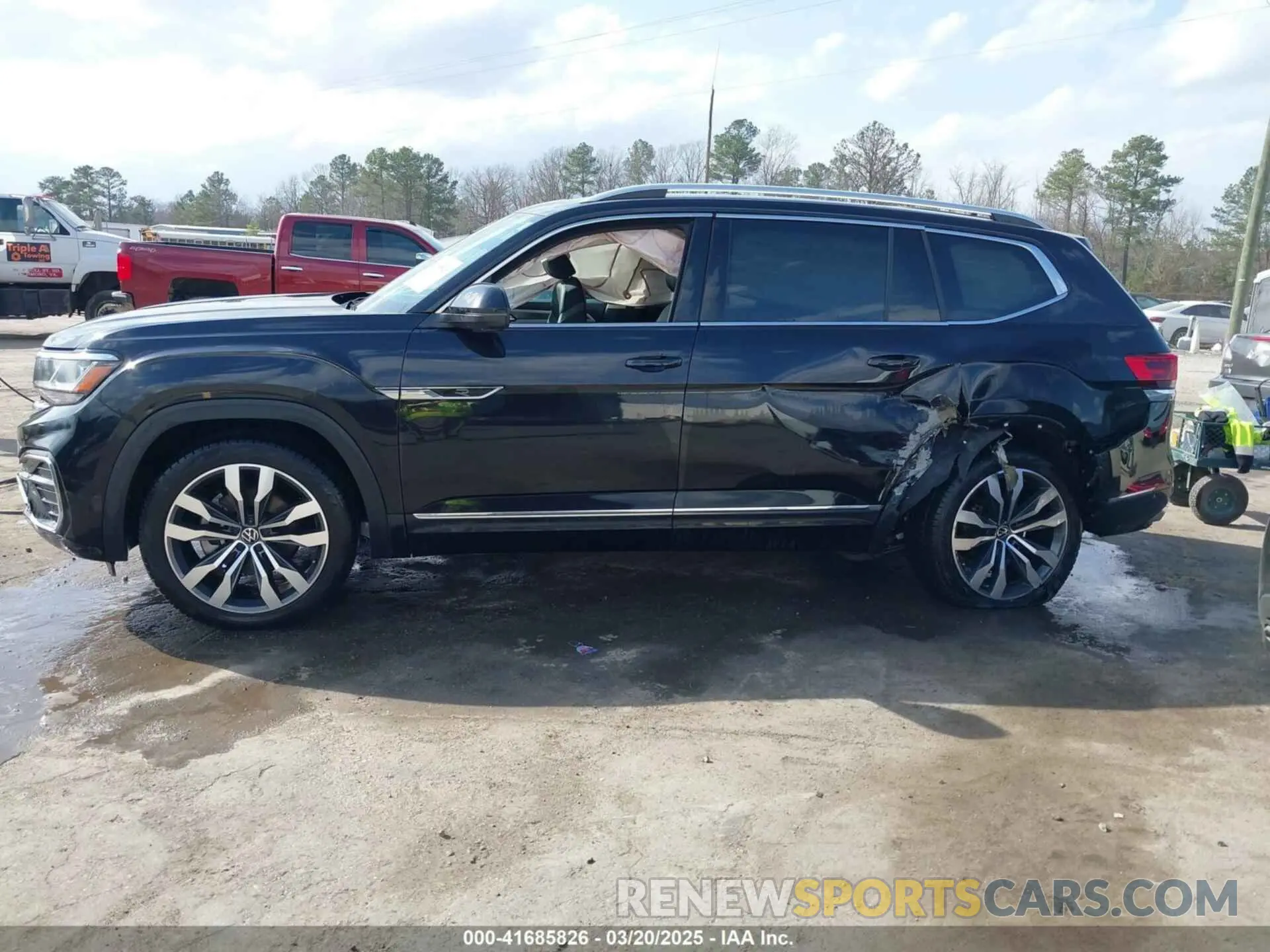 14 fotografías del automóvil dañado 1V2FR2CA2PC557077 VOLKSWAGEN ATLAS 2023