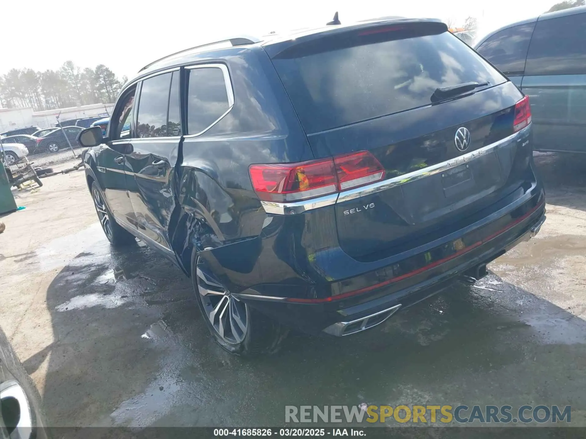 3 fotografías del automóvil dañado 1V2FR2CA2PC557077 VOLKSWAGEN ATLAS 2023