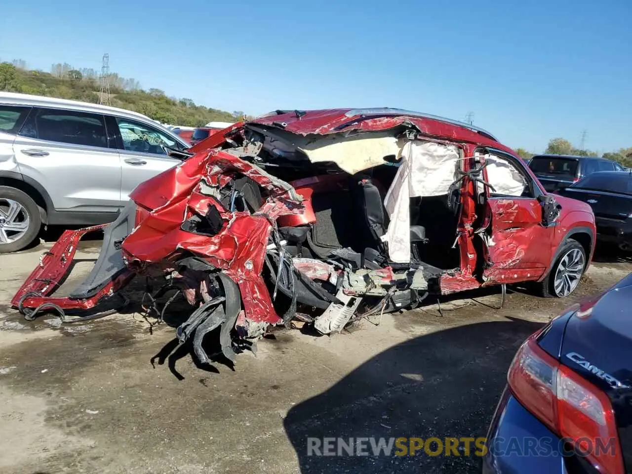 3 fotografías del automóvil dañado 1V2FR2CA7PC512961 VOLKSWAGEN ATLAS 2023