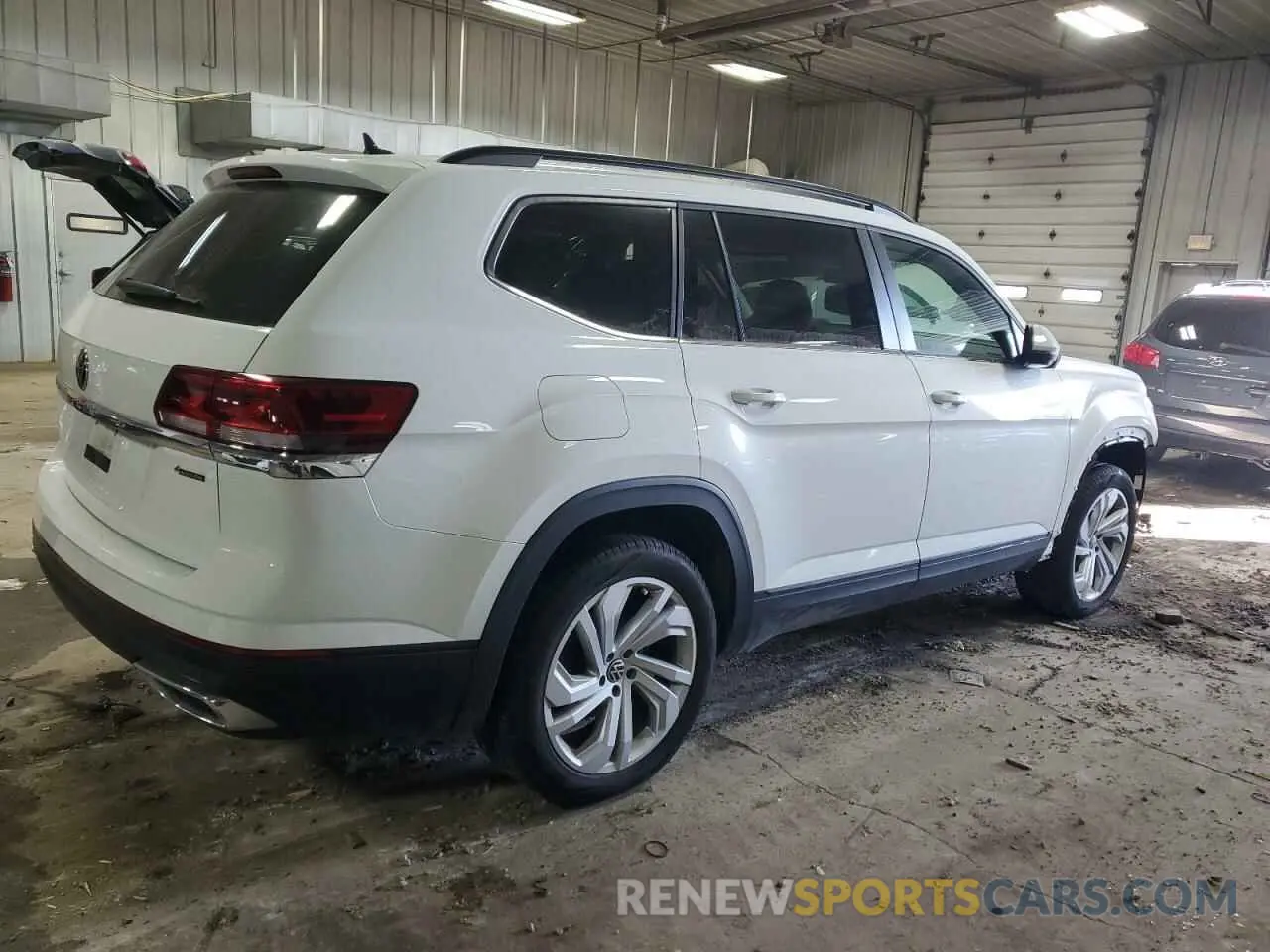 3 fotografías del automóvil dañado 1V2HP2CA8PC528004 VOLKSWAGEN ATLAS 2023