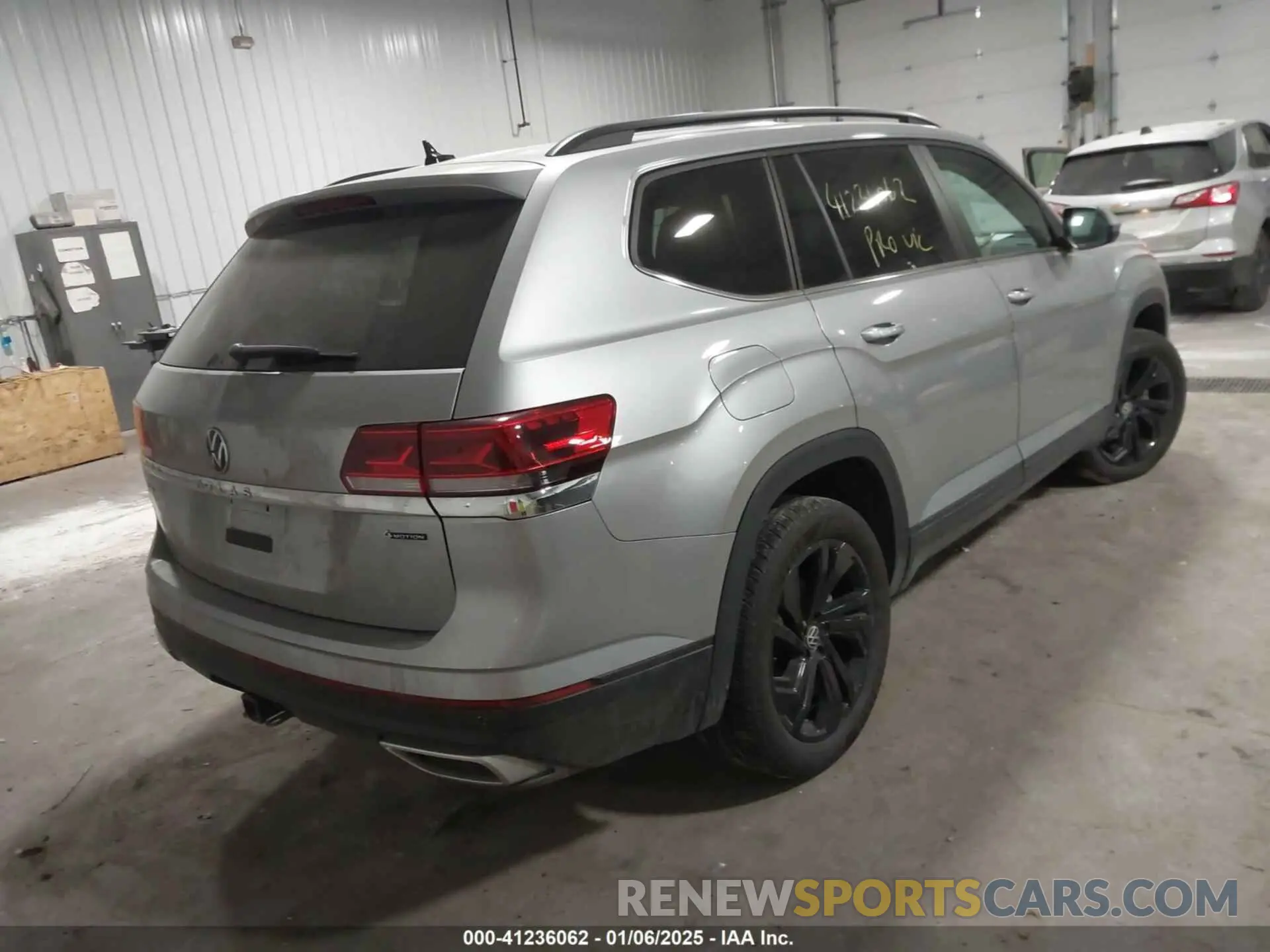 4 fotografías del automóvil dañado 1V2HR2CA5PC516757 VOLKSWAGEN ATLAS 2023