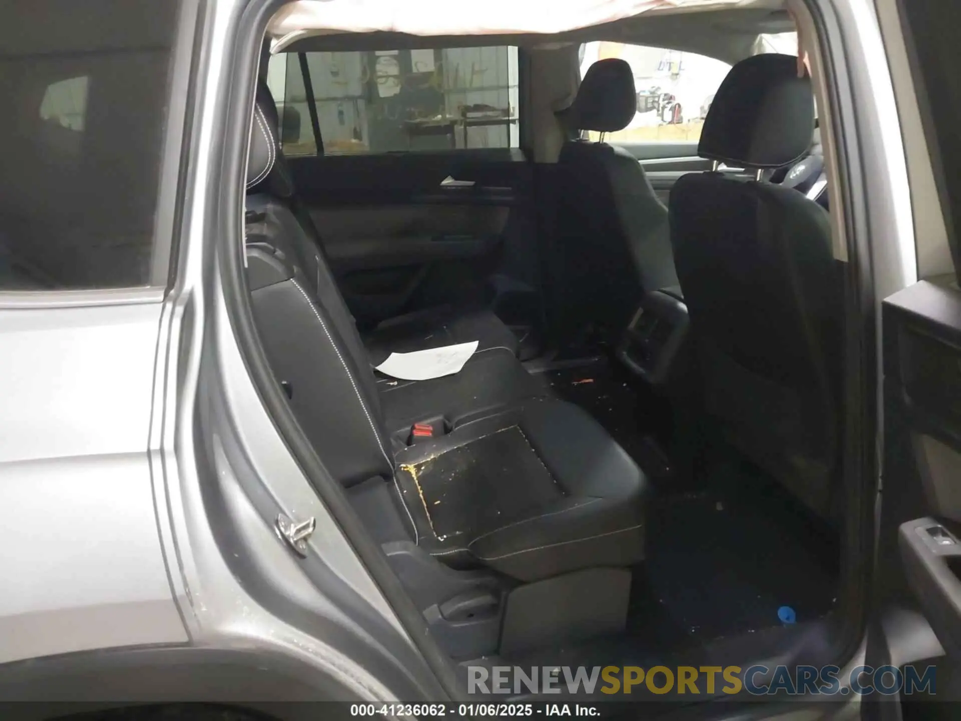 8 fotografías del automóvil dañado 1V2HR2CA5PC516757 VOLKSWAGEN ATLAS 2023