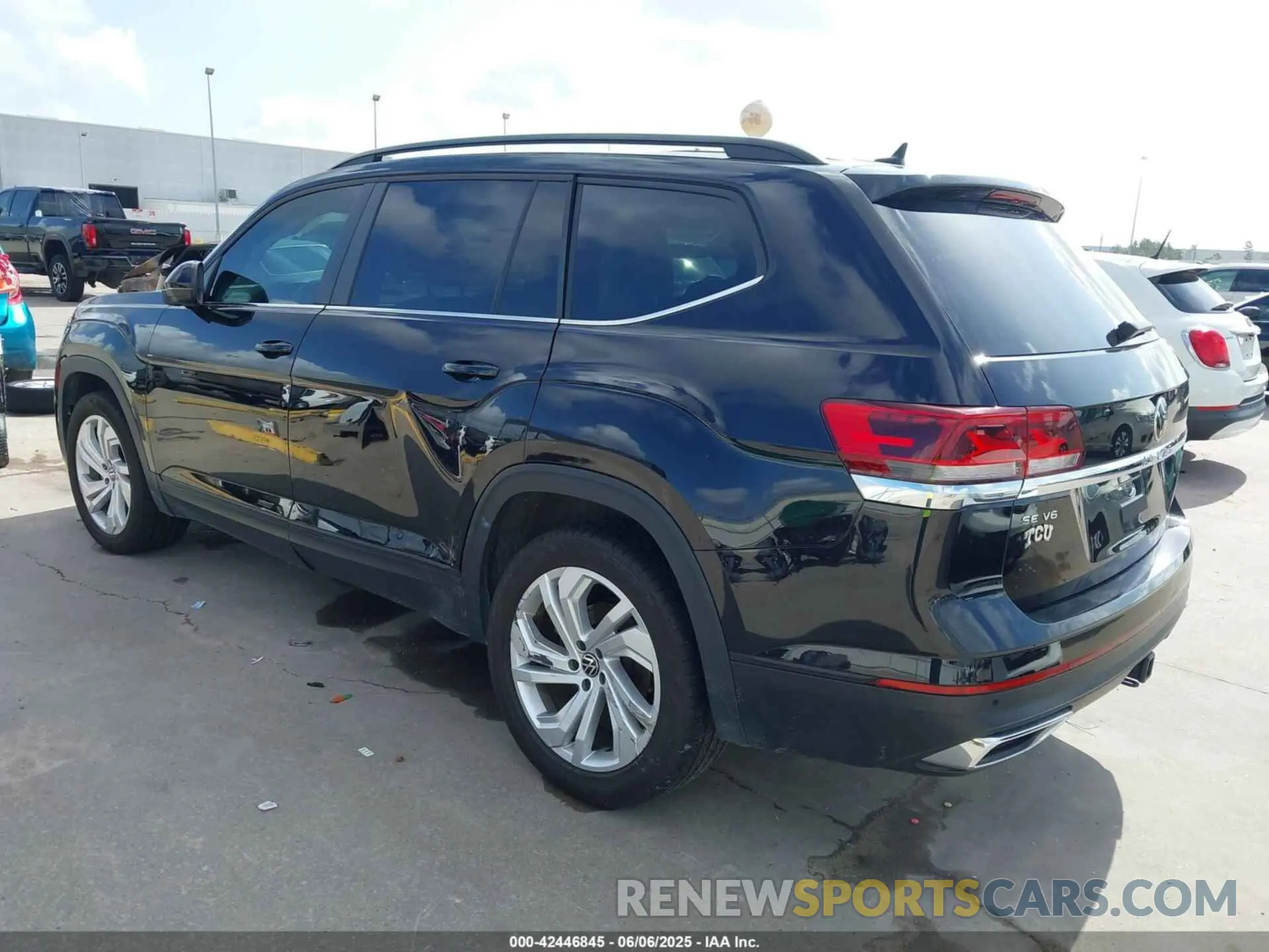 3 fotografías del automóvil dañado 1V2JR2CA0PC536917 VOLKSWAGEN ATLAS 2023