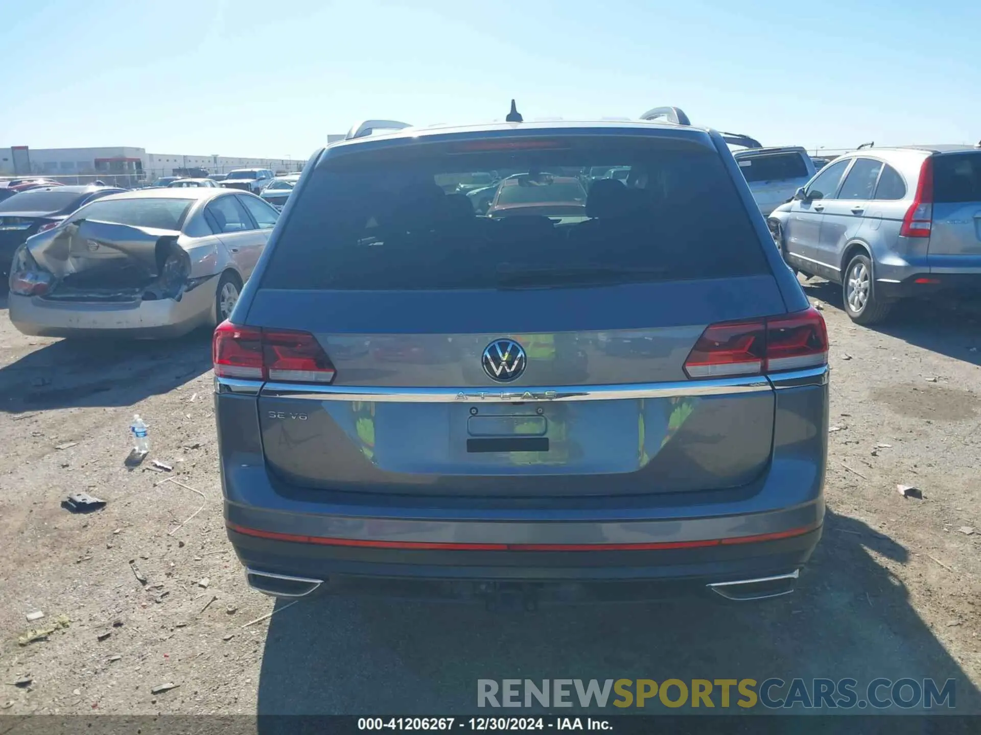 16 fotografías del automóvil dañado 1V2JR2CA4PC538749 VOLKSWAGEN ATLAS 2023
