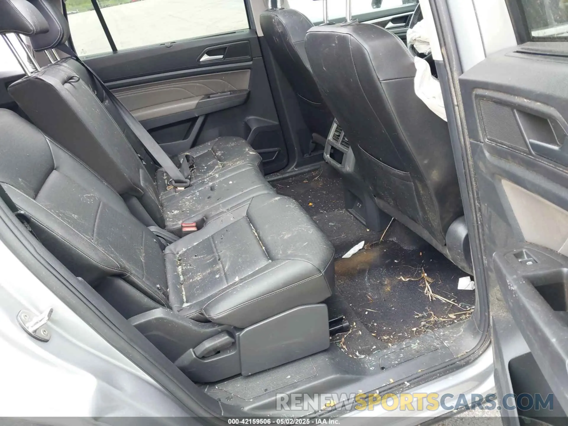 8 fotografías del automóvil dañado 1V2JR2CA5PC524780 VOLKSWAGEN ATLAS 2023