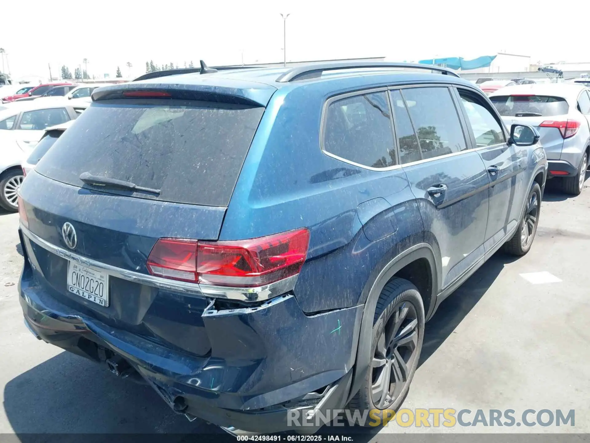 4 fotografías del automóvil dañado 1V2JR2CA5PC530112 VOLKSWAGEN ATLAS 2023