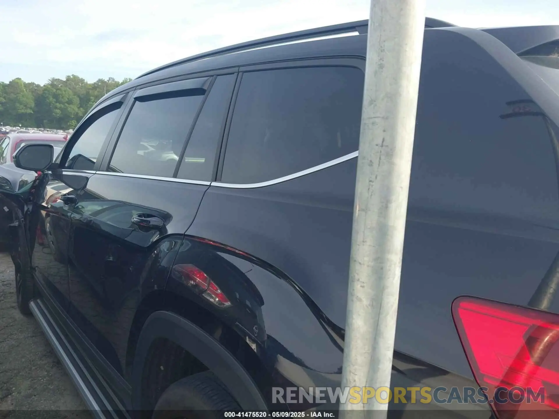 14 fotografías del automóvil dañado 1V2JR2CA6PC504408 VOLKSWAGEN ATLAS 2023