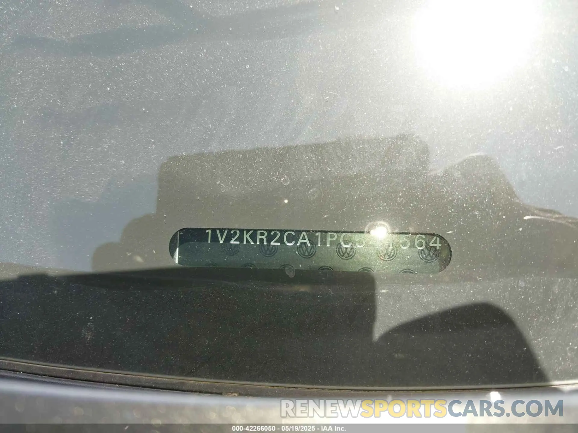 9 fotografías del automóvil dañado 1V2KR2CA1PC541564 VOLKSWAGEN ATLAS 2023