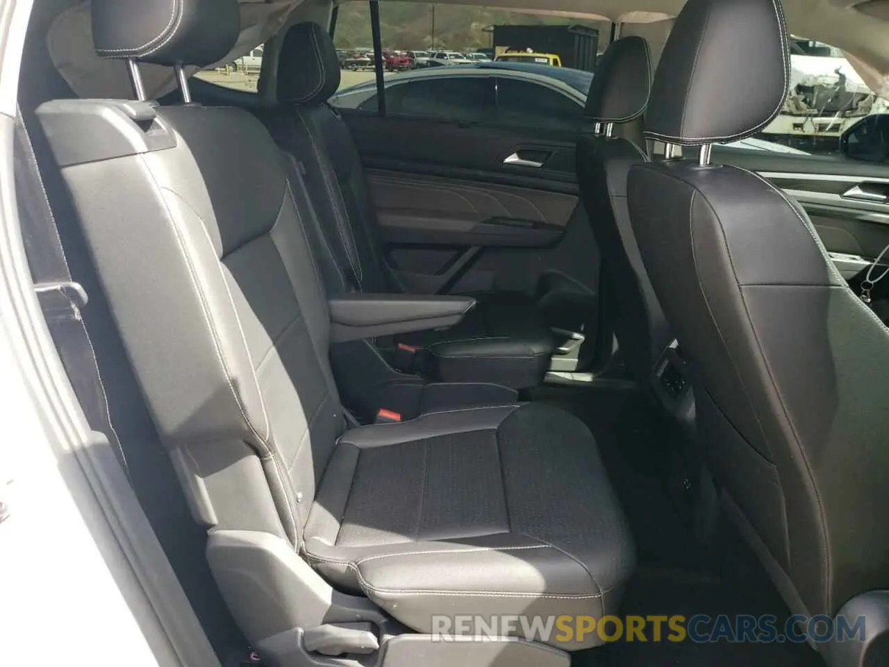 12 fotografías del automóvil dañado 1V2KR2CAXPC526268 VOLKSWAGEN ATLAS 2023