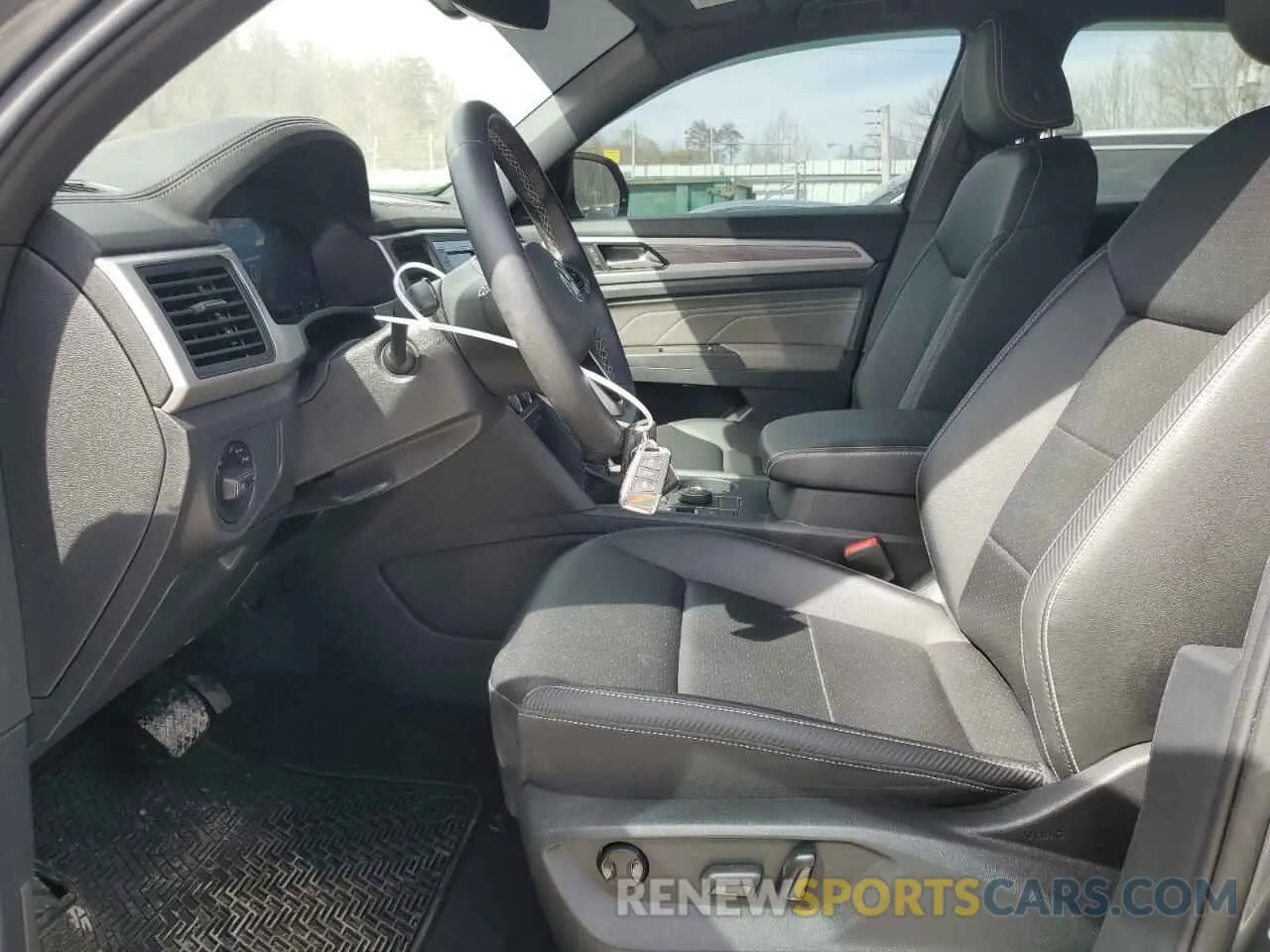 7 fotografías del automóvil dañado 1V2LC2CA0PC227863 VOLKSWAGEN ATLAS 2023