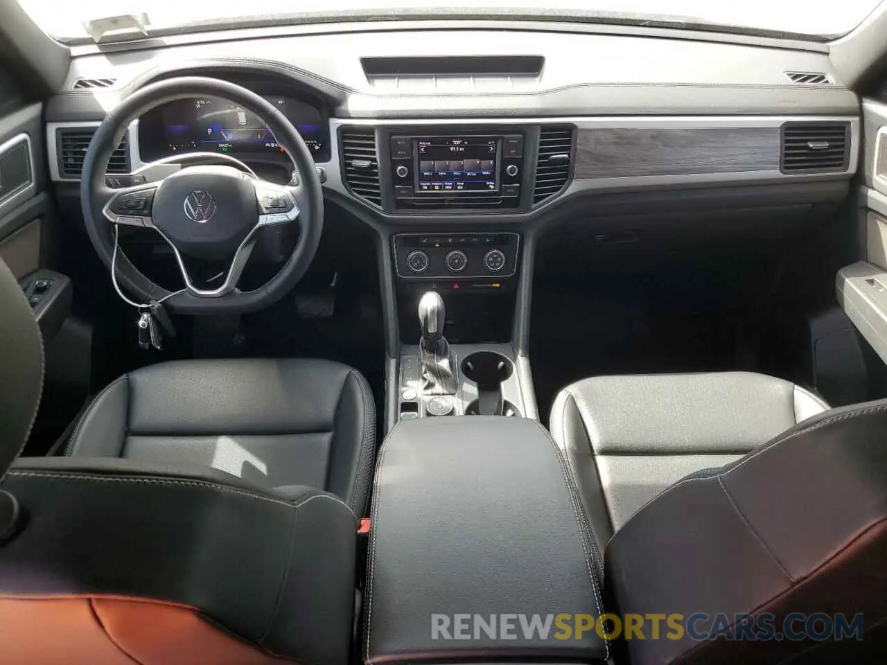 8 fotografías del automóvil dañado 1V2LC2CA0PC227863 VOLKSWAGEN ATLAS 2023