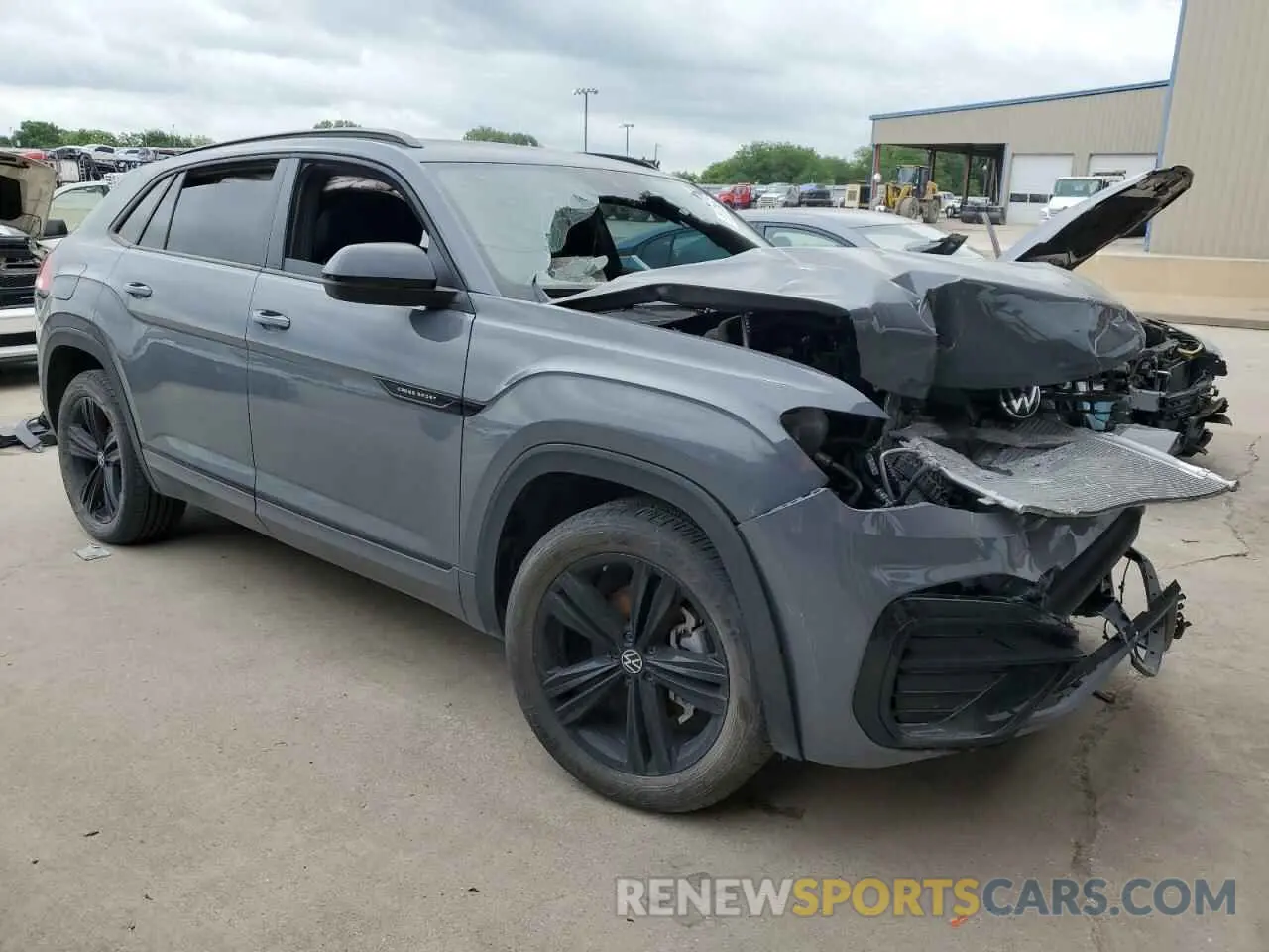 4 fotografías del automóvil dañado 1V2SC2CA3PC213600 VOLKSWAGEN ATLAS 2023
