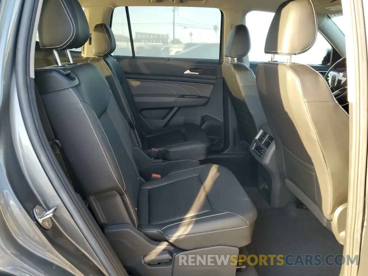 11 fotografías del automóvil dañado 1V2SR2CA0PC524996 VOLKSWAGEN ATLAS 2023