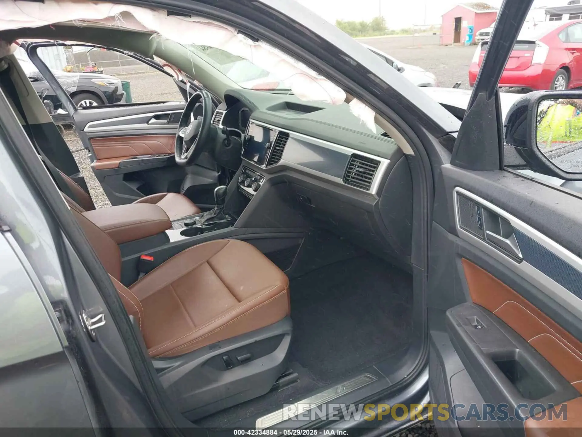 5 fotografías del automóvil dañado 1V2SR2CA5PC535282 VOLKSWAGEN ATLAS 2023