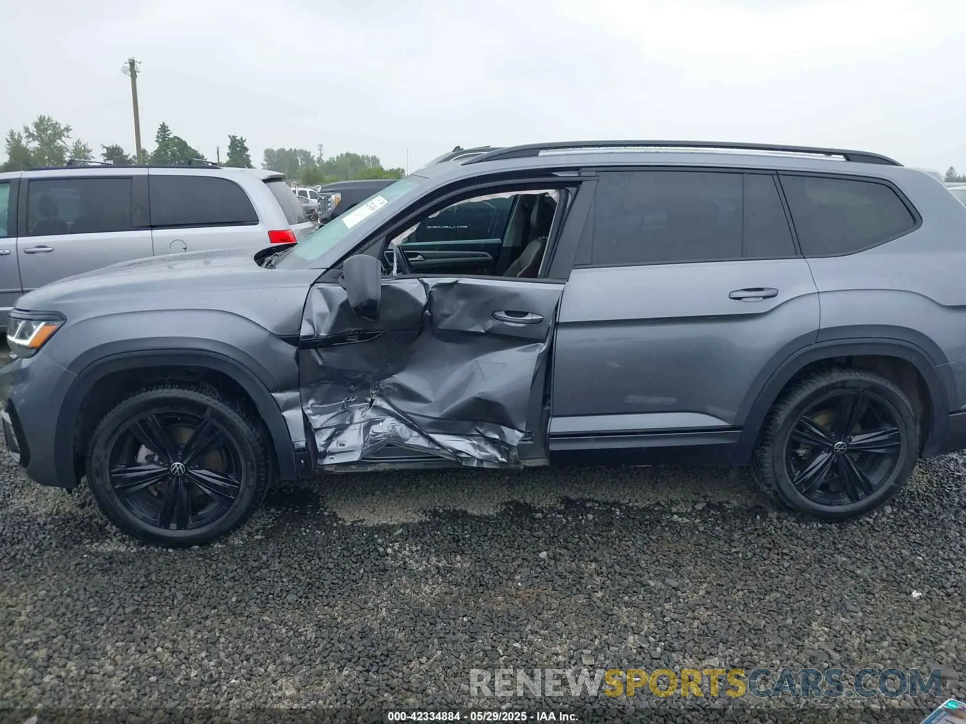 6 fotografías del automóvil dañado 1V2SR2CA5PC535282 VOLKSWAGEN ATLAS 2023
