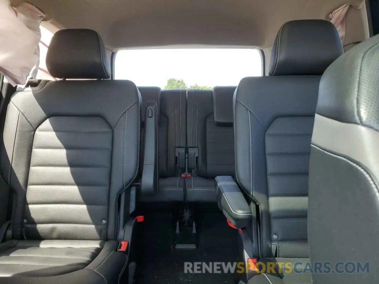 10 fotografías del automóvil dañado 1V2SR2CA9PC516833 VOLKSWAGEN ATLAS 2023