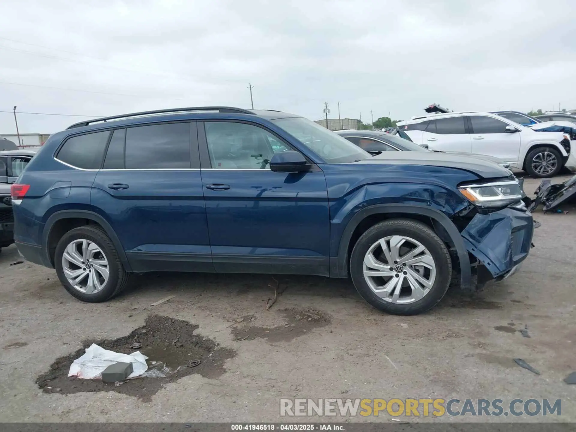 13 fotografías del automóvil dañado 1V2WR2CA3PC534357 VOLKSWAGEN ATLAS 2023