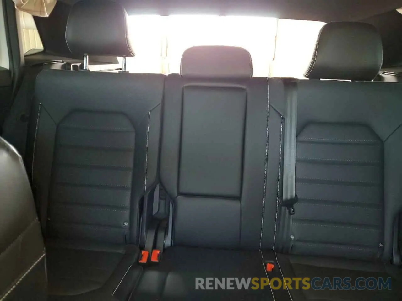 10 fotografías del automóvil dañado 1V2AE2CA7RC251565 VOLKSWAGEN ATLAS 2024