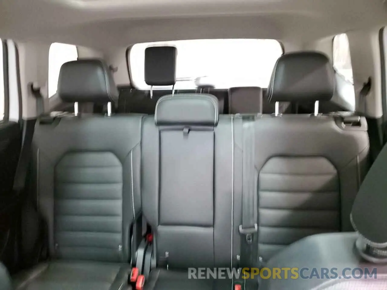 10 fotografías del automóvil dañado 1V2BR2CA1RC516585 VOLKSWAGEN ATLAS 2024